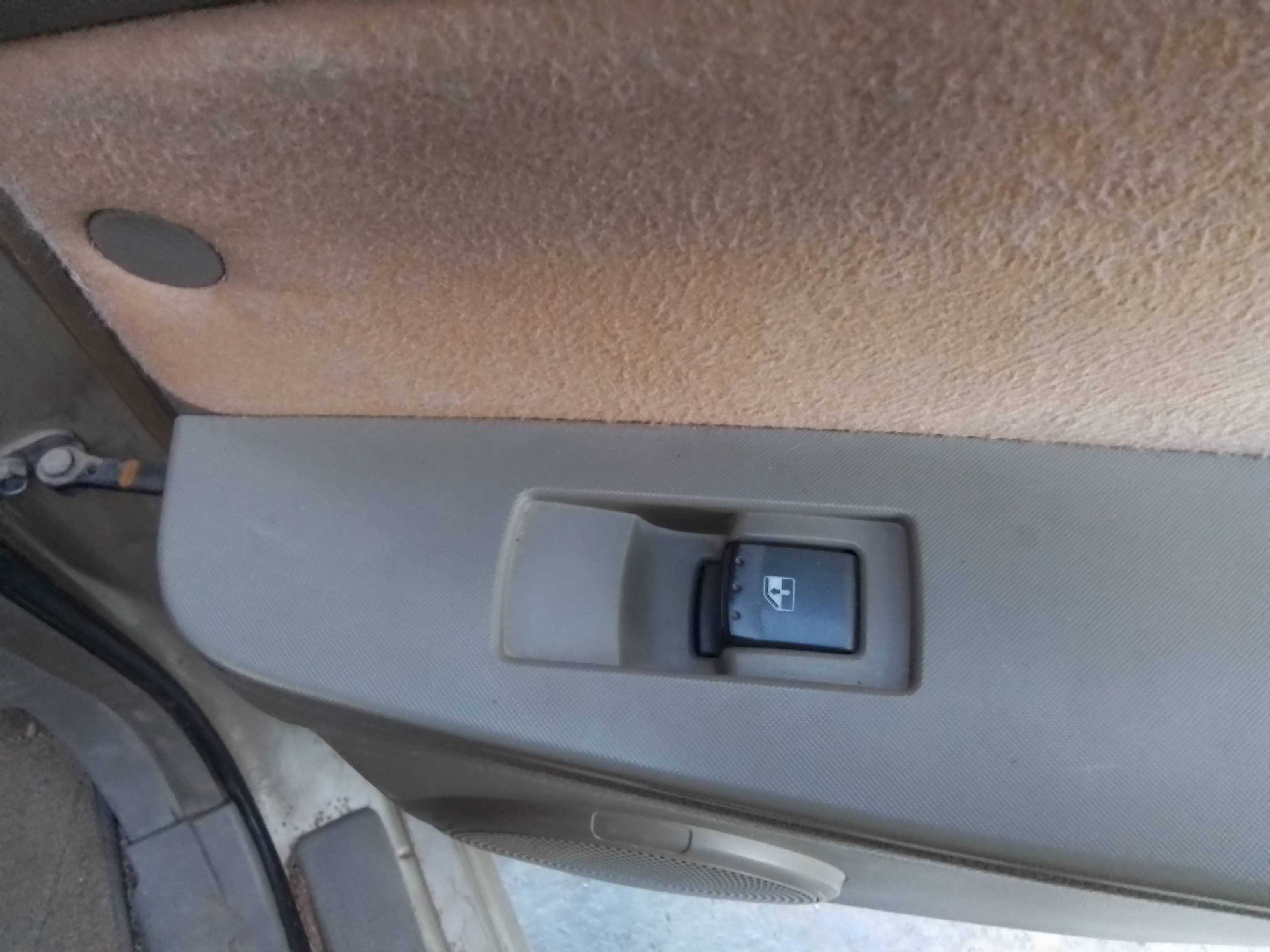 Recambio de mando elevalunas trasero derecho para ssangyong kyron 2.0 referencia OEM IAM   
