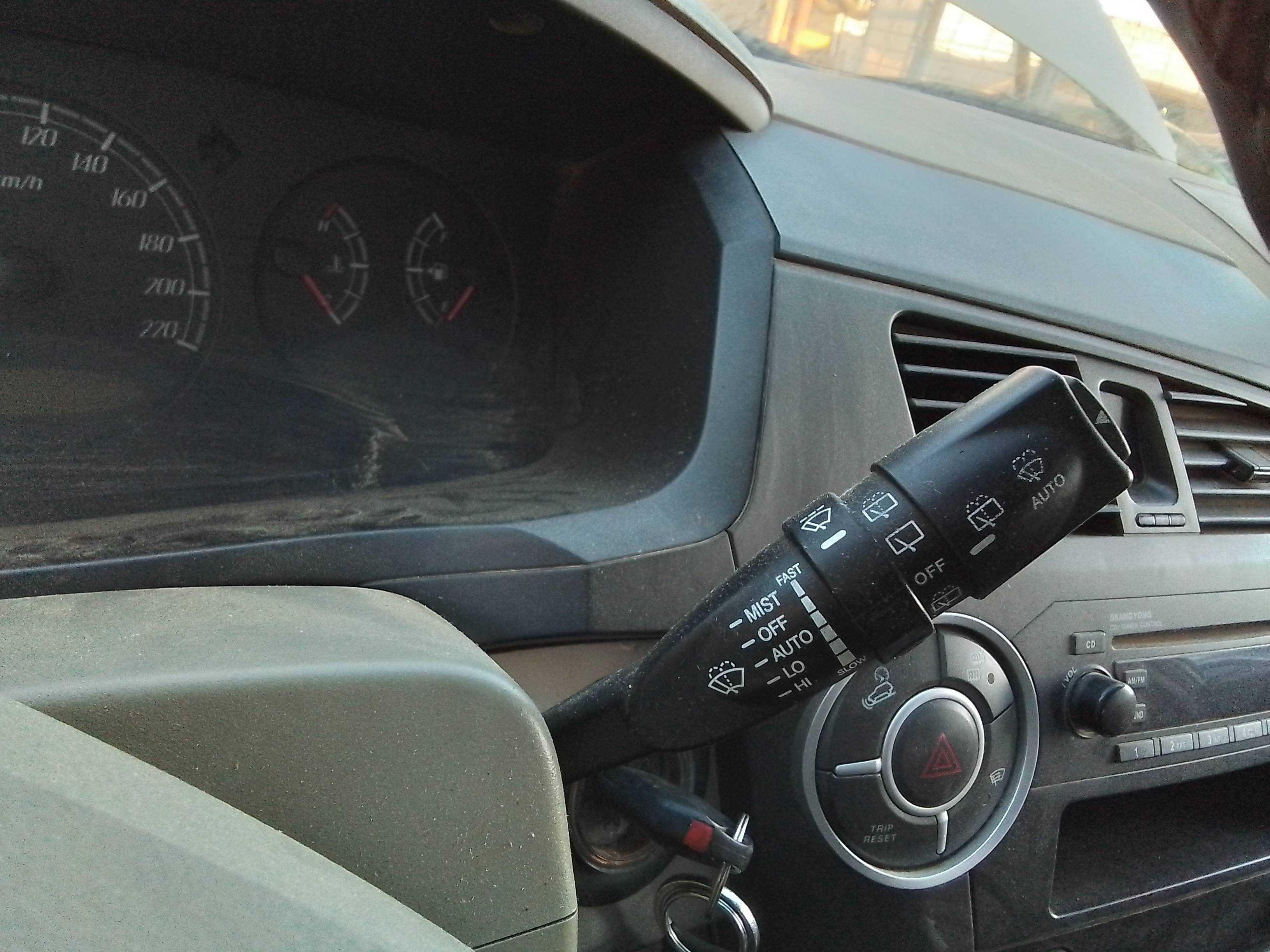 Recambio de mando limpia para ssangyong kyron 2.0 referencia OEM IAM   