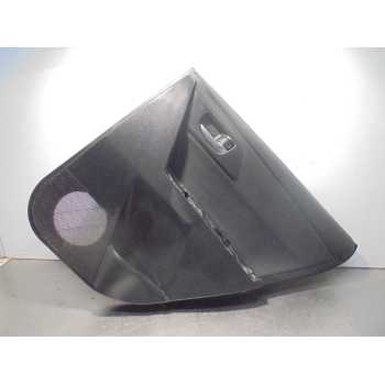 Recambio de guarnecido puerta trasera derecha para toyota auris hybrid active referencia OEM IAM 6777502380  