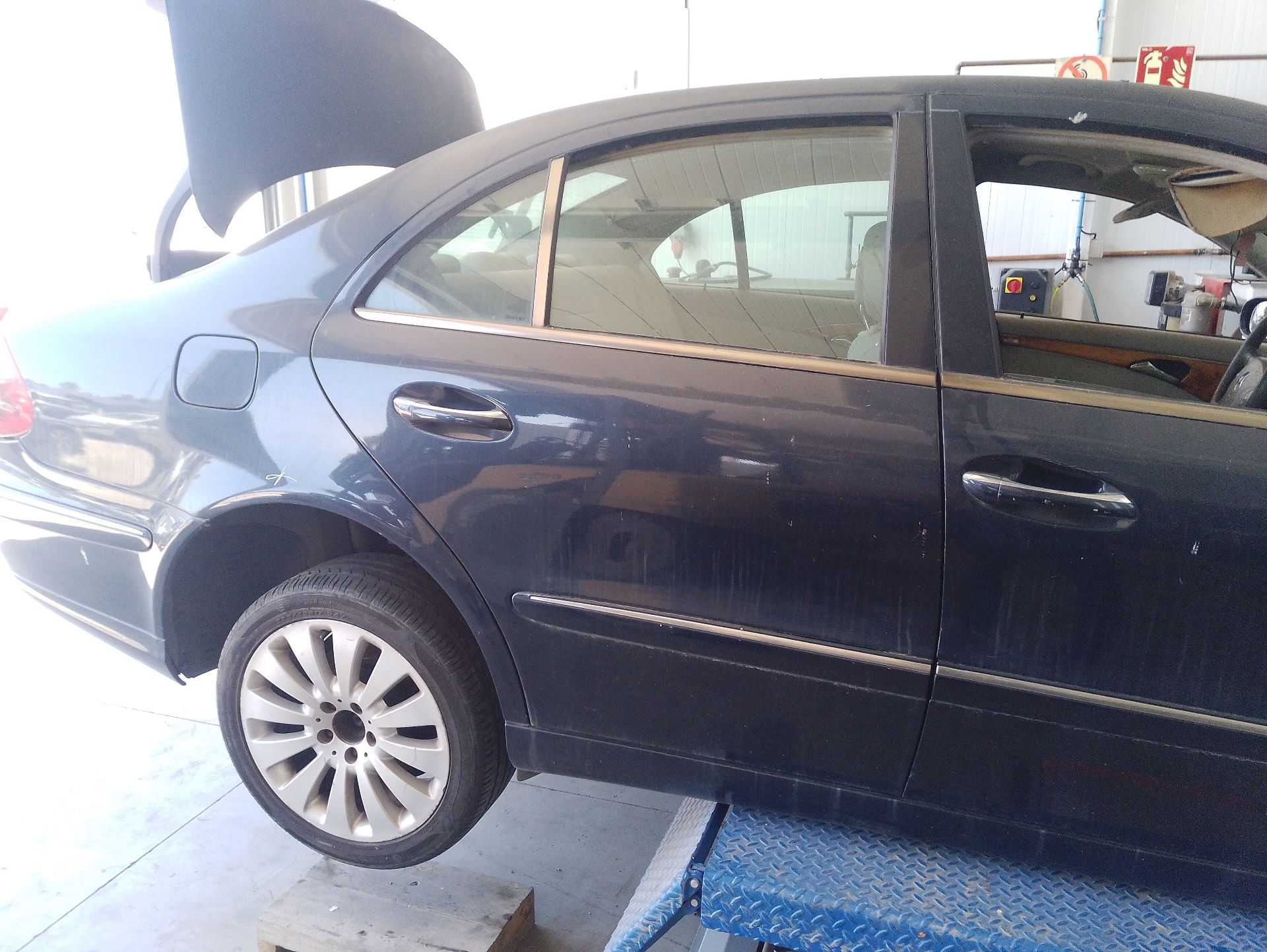 Recambio de puerta trasera derecha para mercedes-benz clase e (w211) e 270 cdi (211.016) referencia OEM IAM 211730020528  