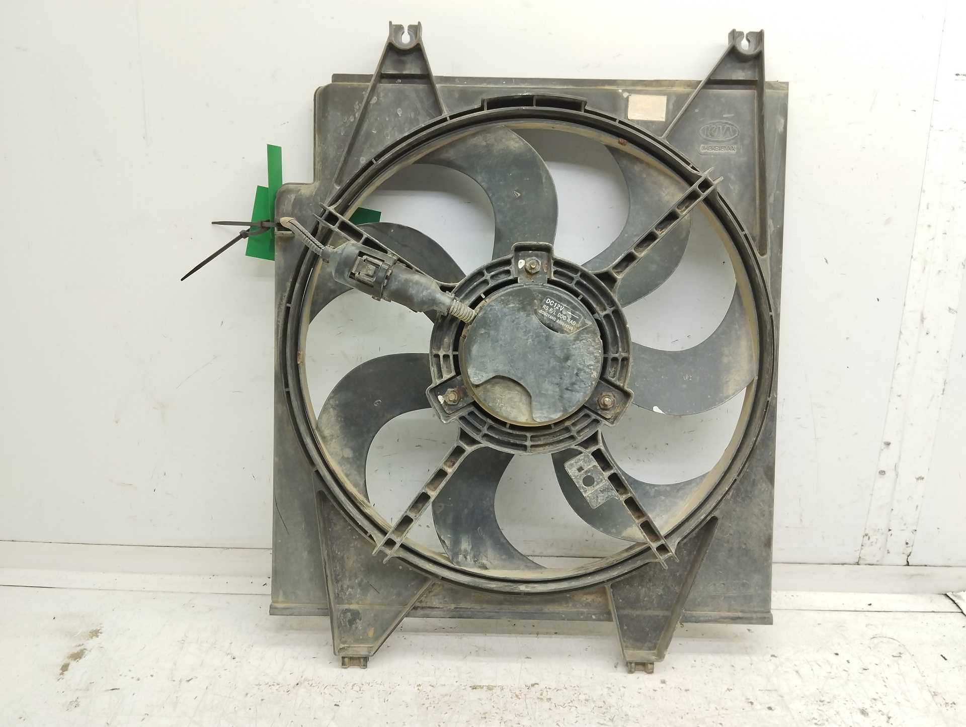 Recambio de electroventilador para kia carens 2.0 crdi ex monovolumen referencia OEM IAM A00514500 266509 