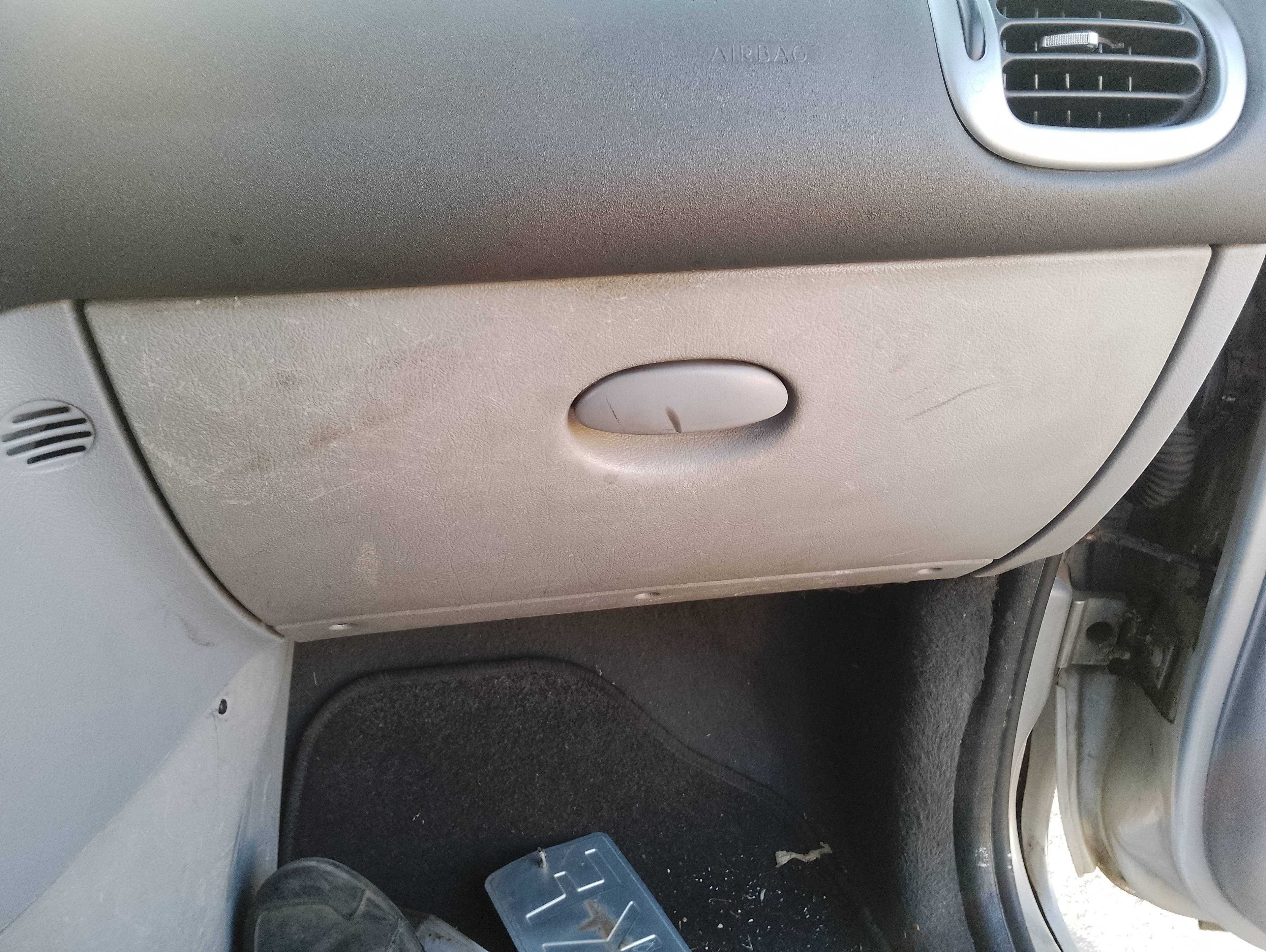 Recambio de guantera para citroën xsara picasso 1.6 hdi 90 exclusive referencia OEM IAM   