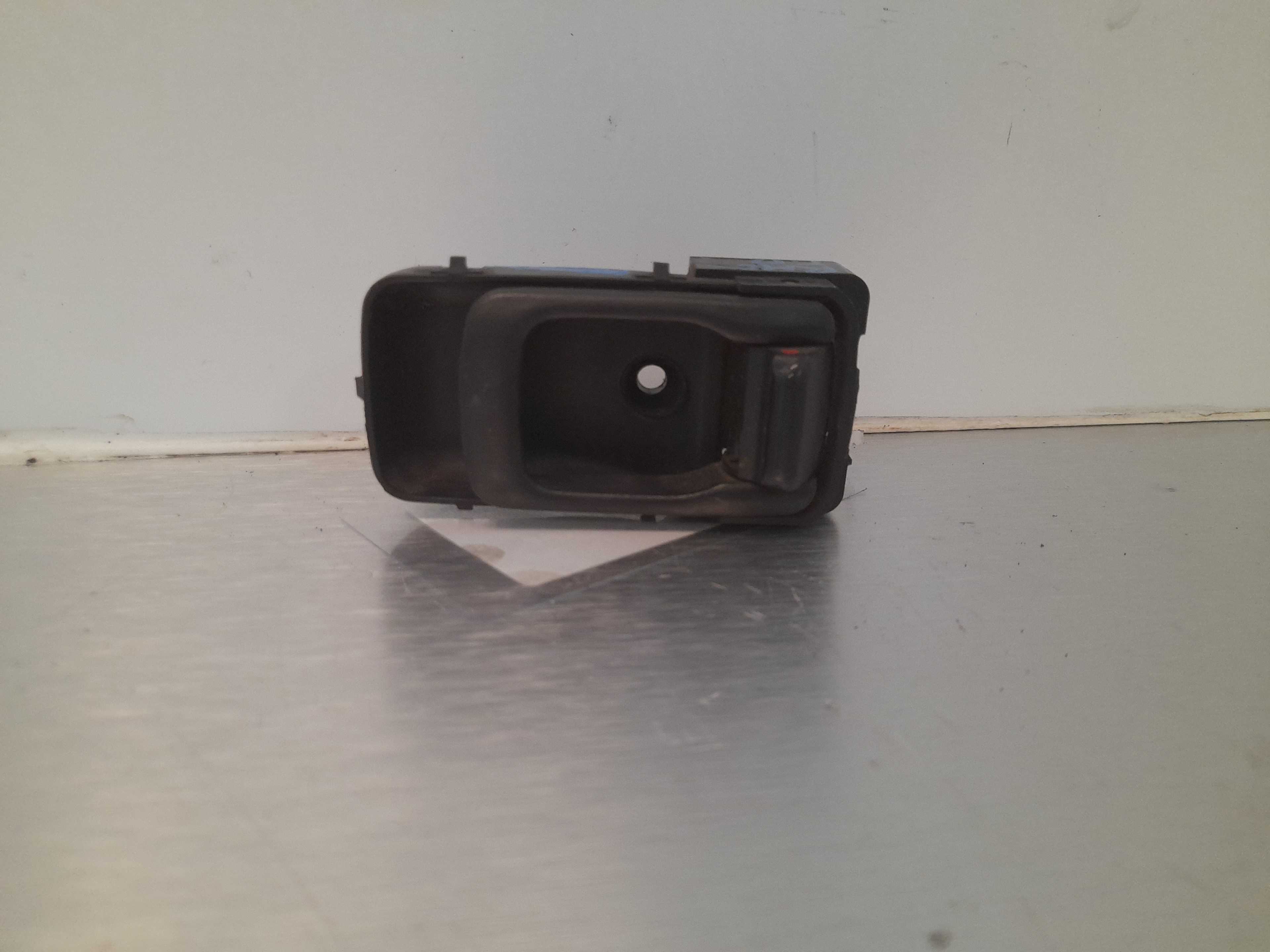 Recambio de maneta interior trasera derecha para nissan almera (n15) 2.0 diesel referencia OEM IAM   