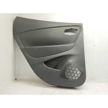 GUARNECIDO PUERTA TRASERA IZQUIERDA 829A14209 197022772 829A14127R