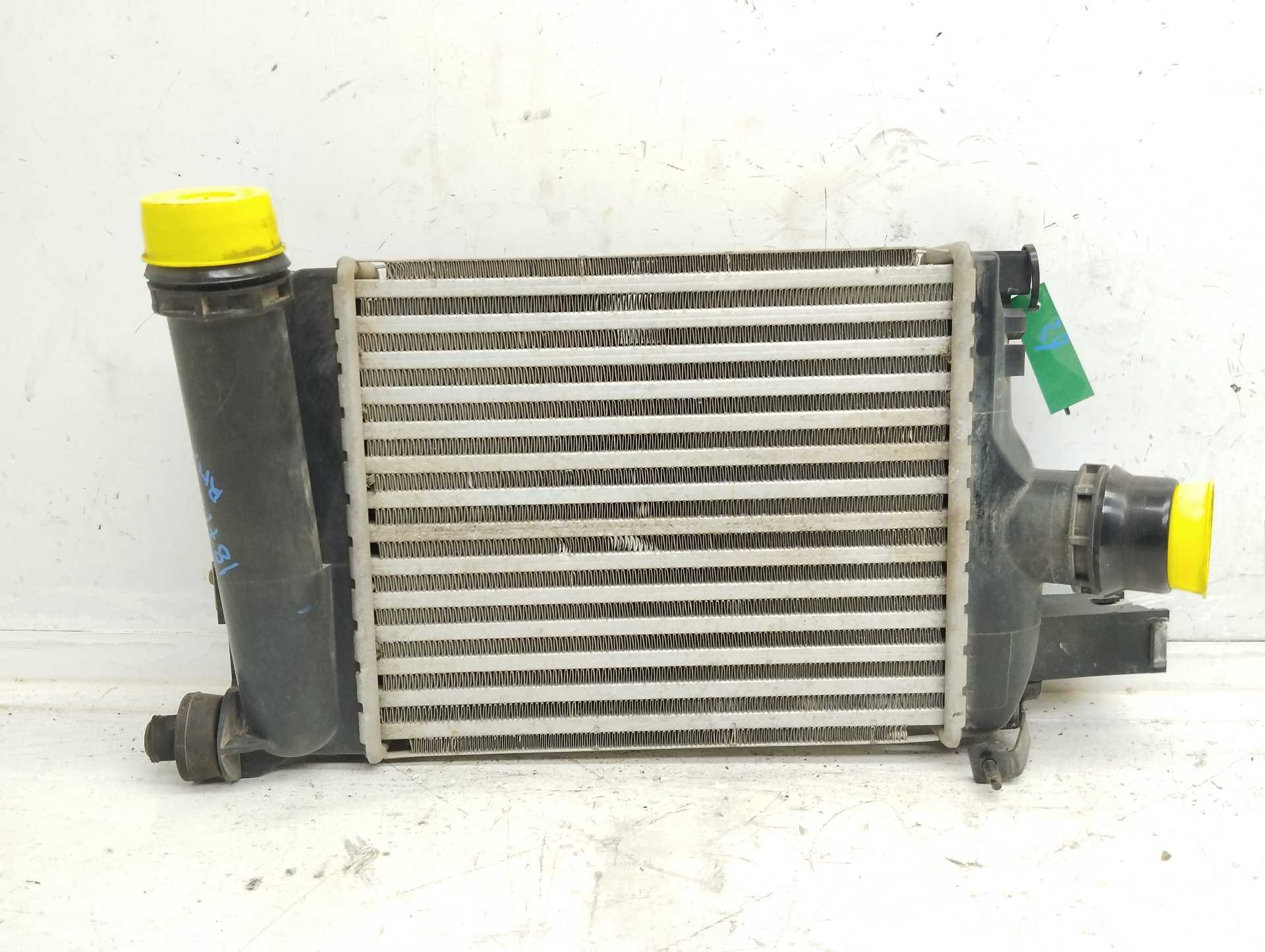 Recambio de intercooler para renault captur dynamique referencia OEM IAM 144963014R  