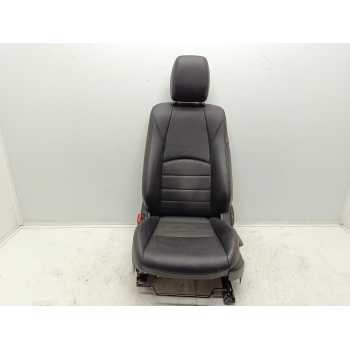 ASIENTO DELANTERO IZQUIERDO 