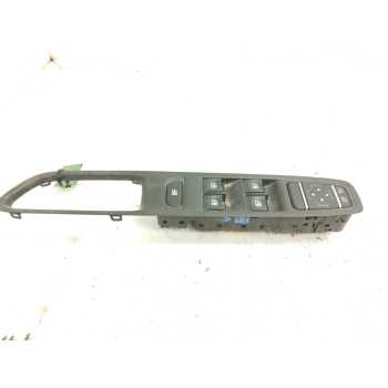 MANDO ELEVALUNAS DELANTERO IZQUIERDO 255700068R 
