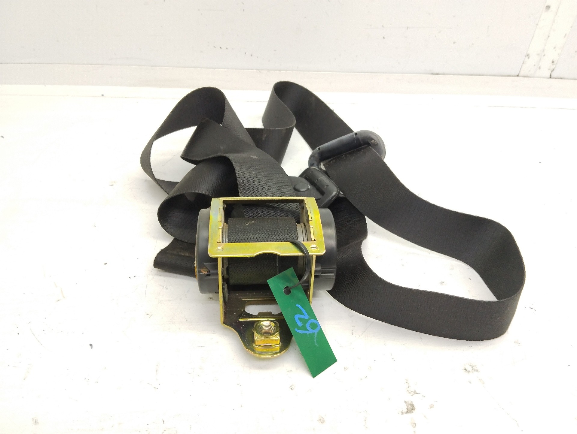 Recambio de cinturon seguridad delantero derecho para land rover freelander baikal referencia OEM IAM 601186500  