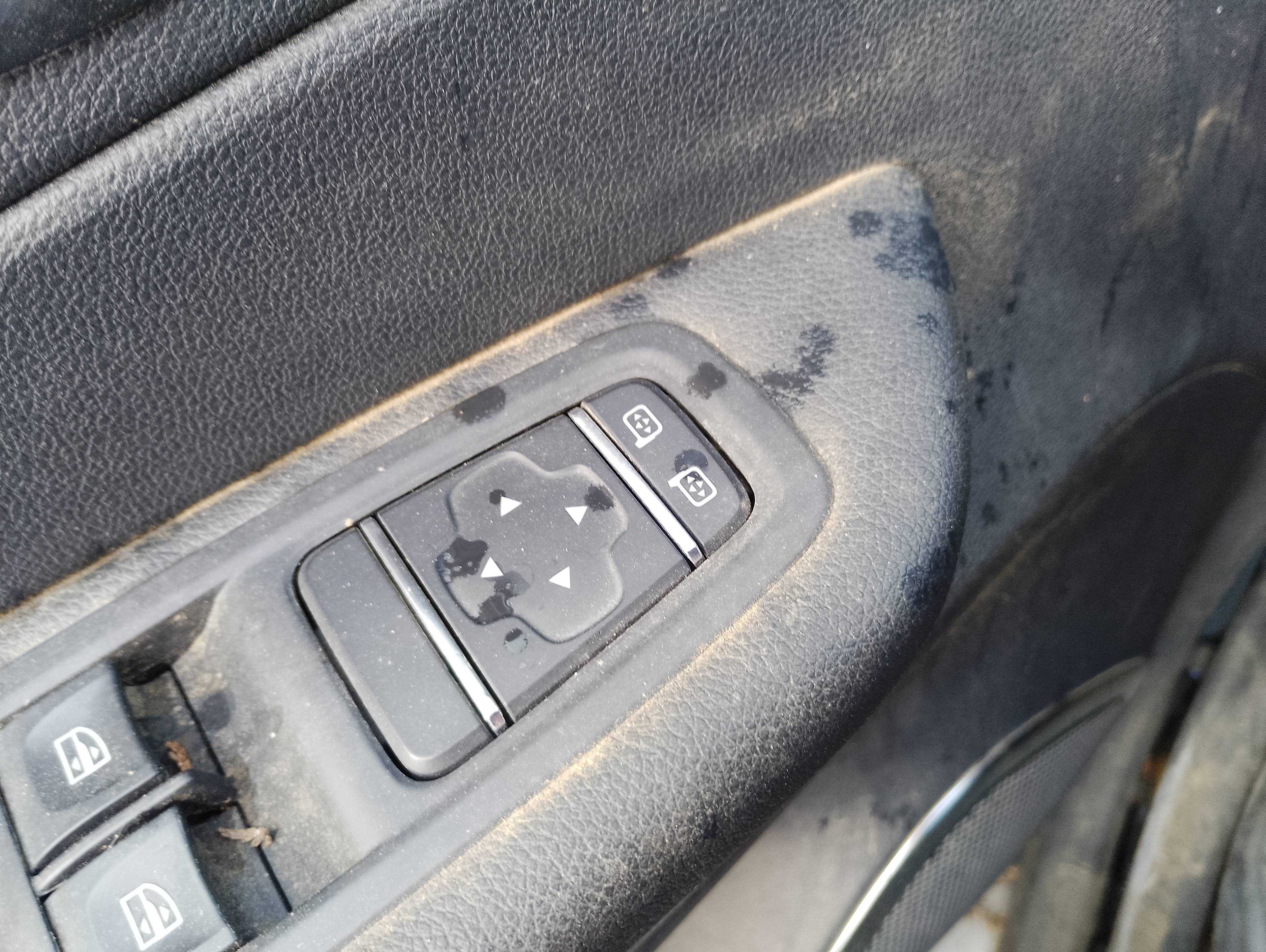 Recambio de mando retrovisor para renault captur dynamique referencia OEM IAM   