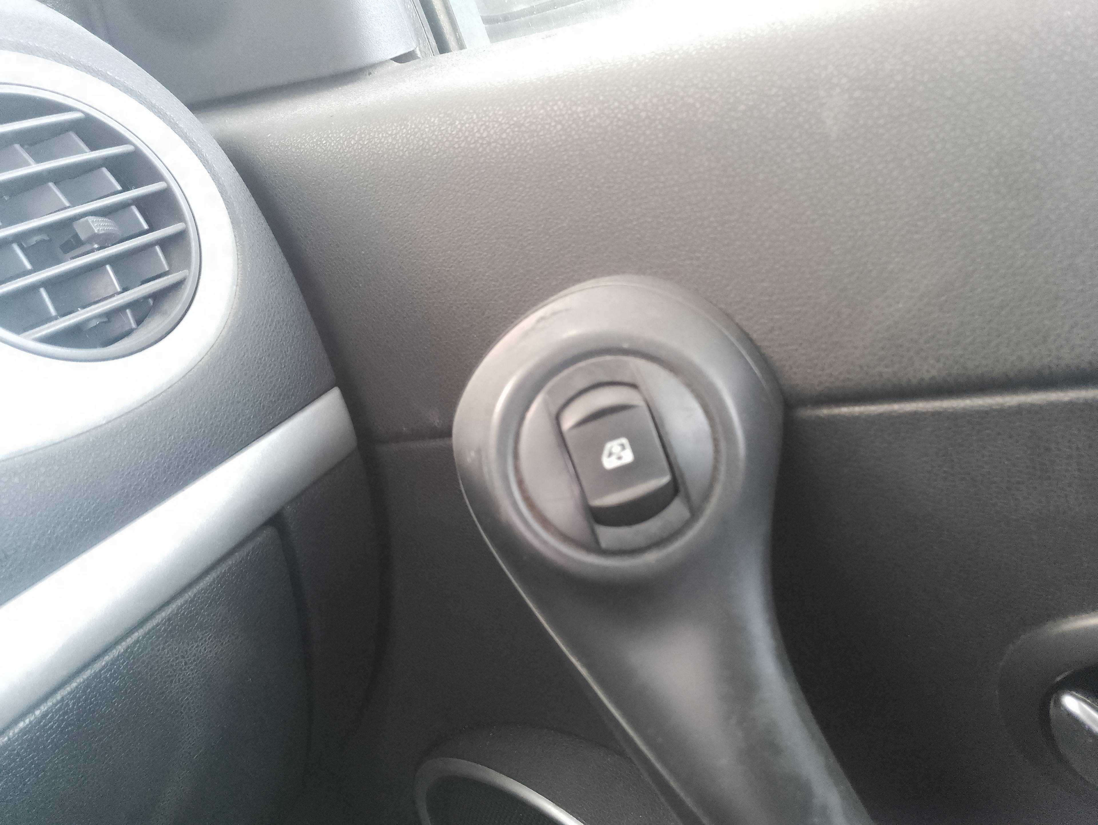 Recambio de mando elevalunas delantero derecho para renault clio iii referencia OEM IAM   