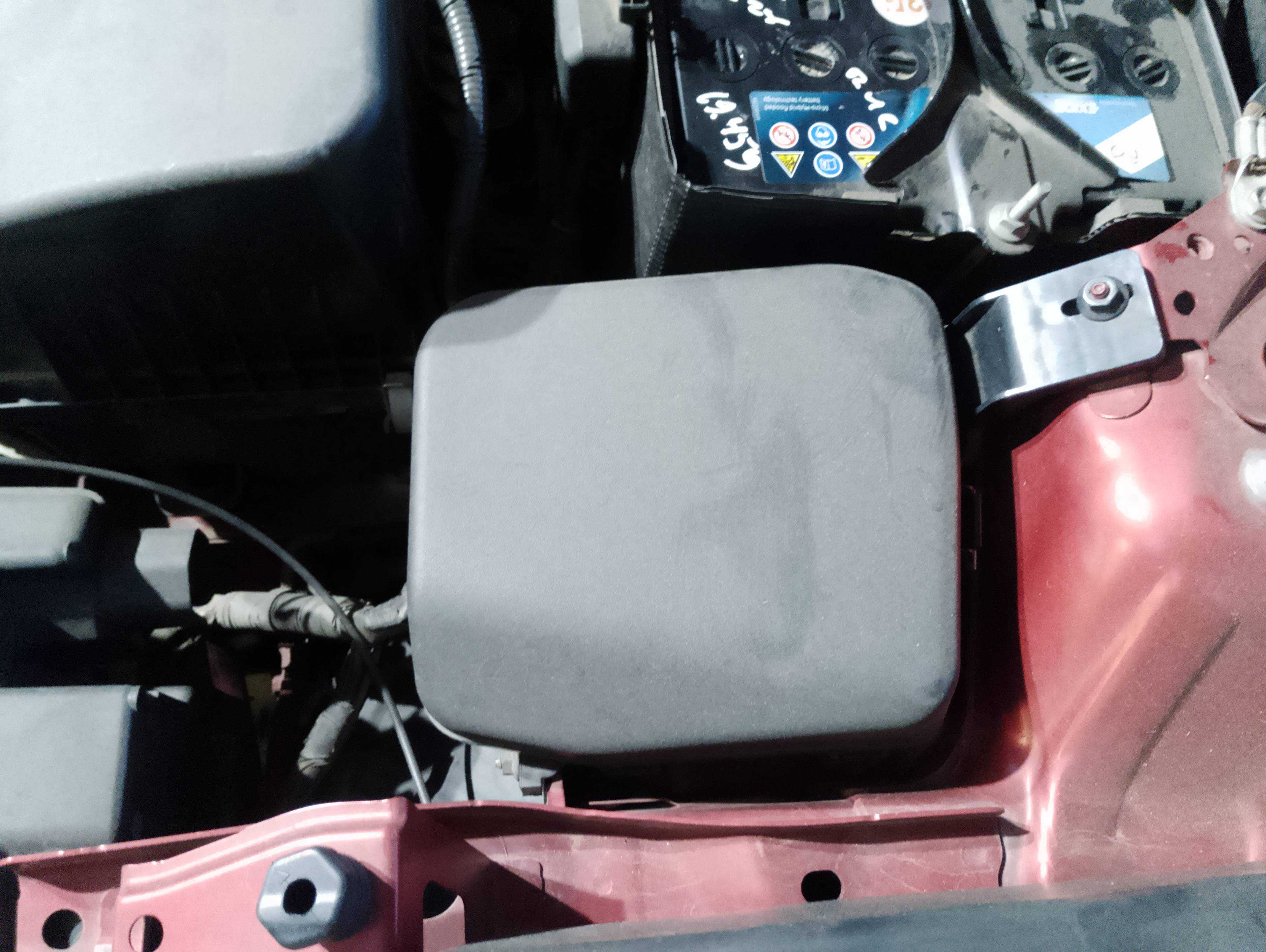 Recambio de caja reles / fusibles para mazda cx-3 center-line referencia OEM IAM   
