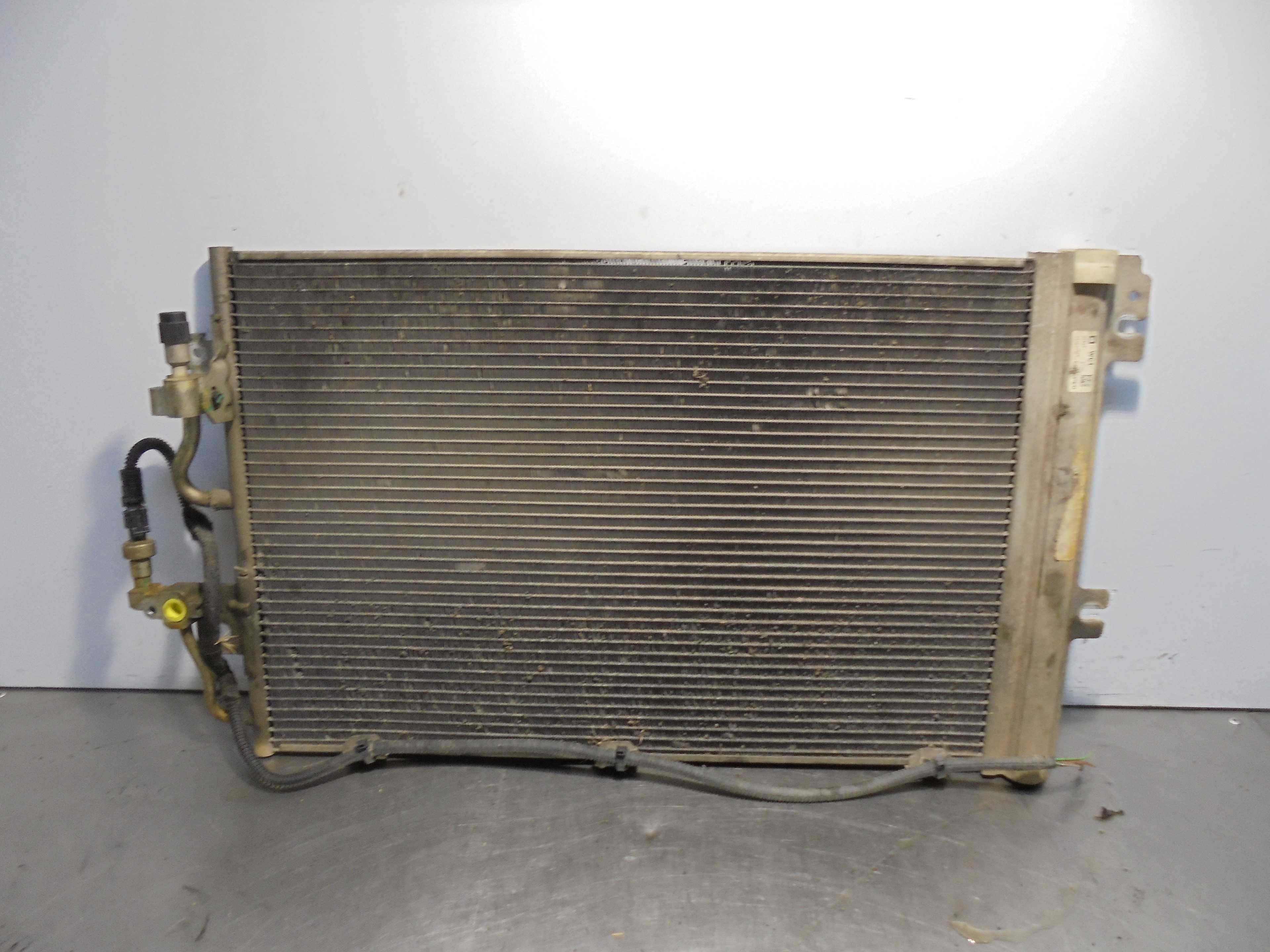 Recambio de condensador / radiador aire acondicionado para opel astra h ber. cosmo referencia OEM IAM 13129192 DELPHI 