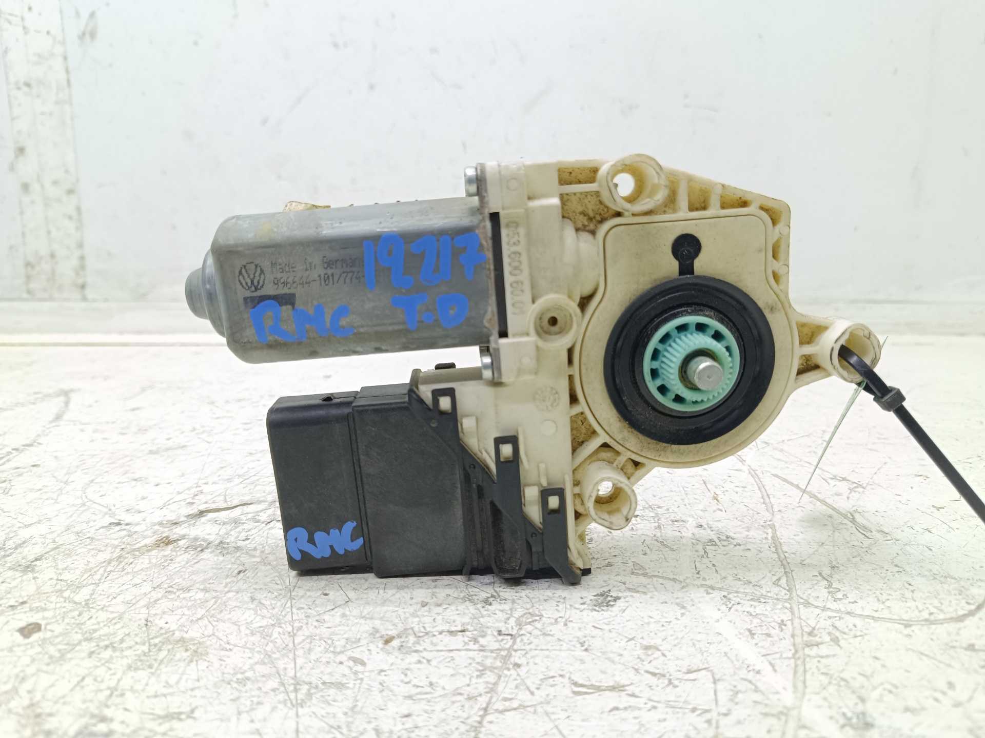 Recambio de motor elevalunas trasero derecho para skoda octavia berlina (1z3) active referencia OEM IAM 1K0959704J  