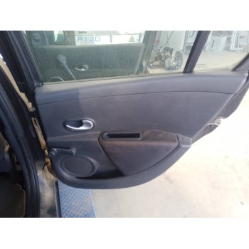 Recambio de guarnecido puerta trasera derecha para renault clio iii confort dynamique referencia OEM IAM   