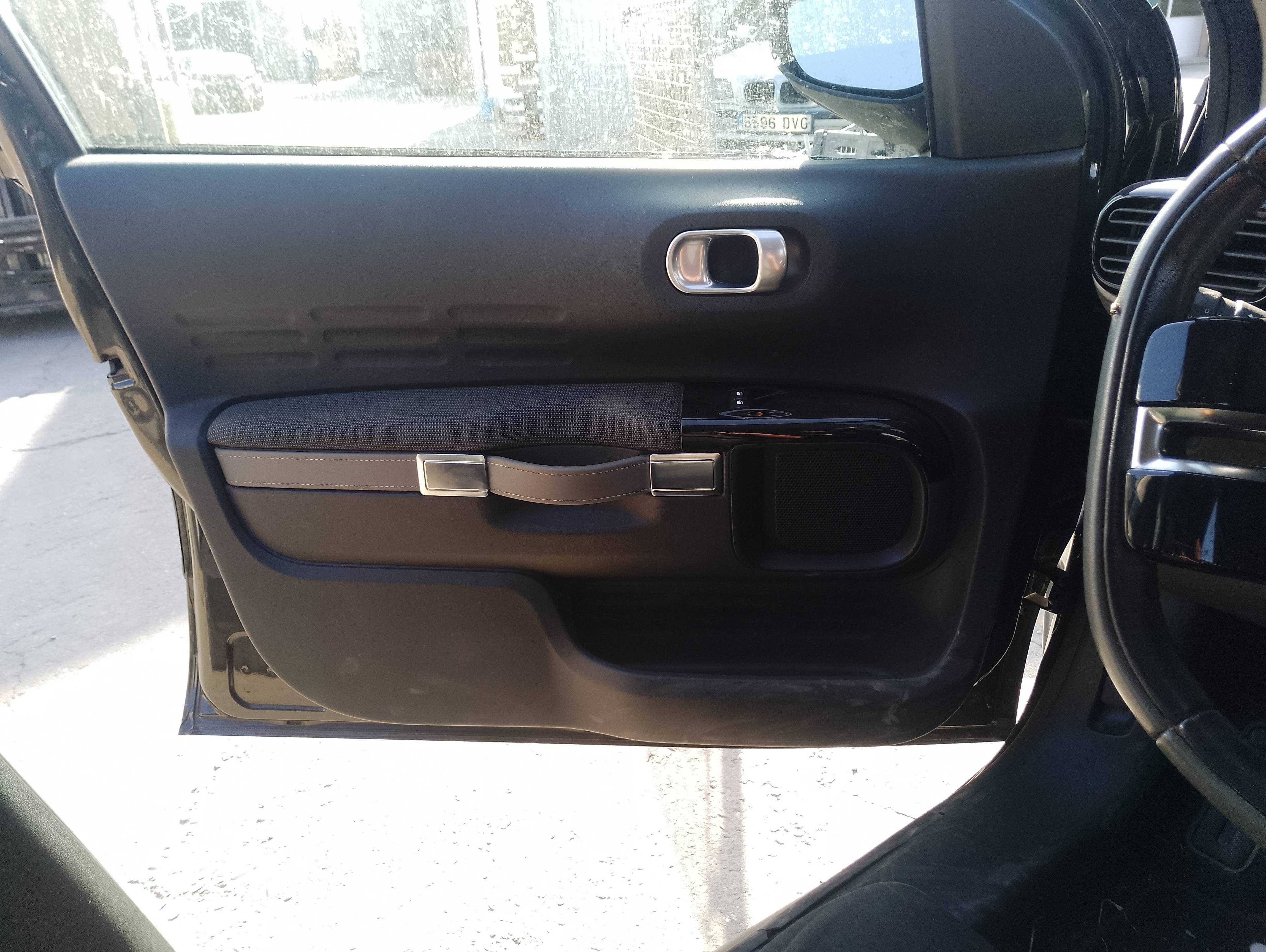 Recambio de guarnecido puerta delantera izquierda para citroën c4 cactus feel referencia OEM IAM   