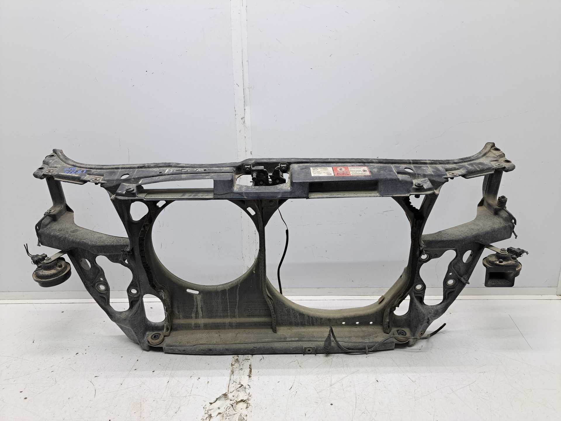 Recambio de panel frontal para audi a4 berlina (b5) 1.9 tdi referencia OEM IAM 1852734000  