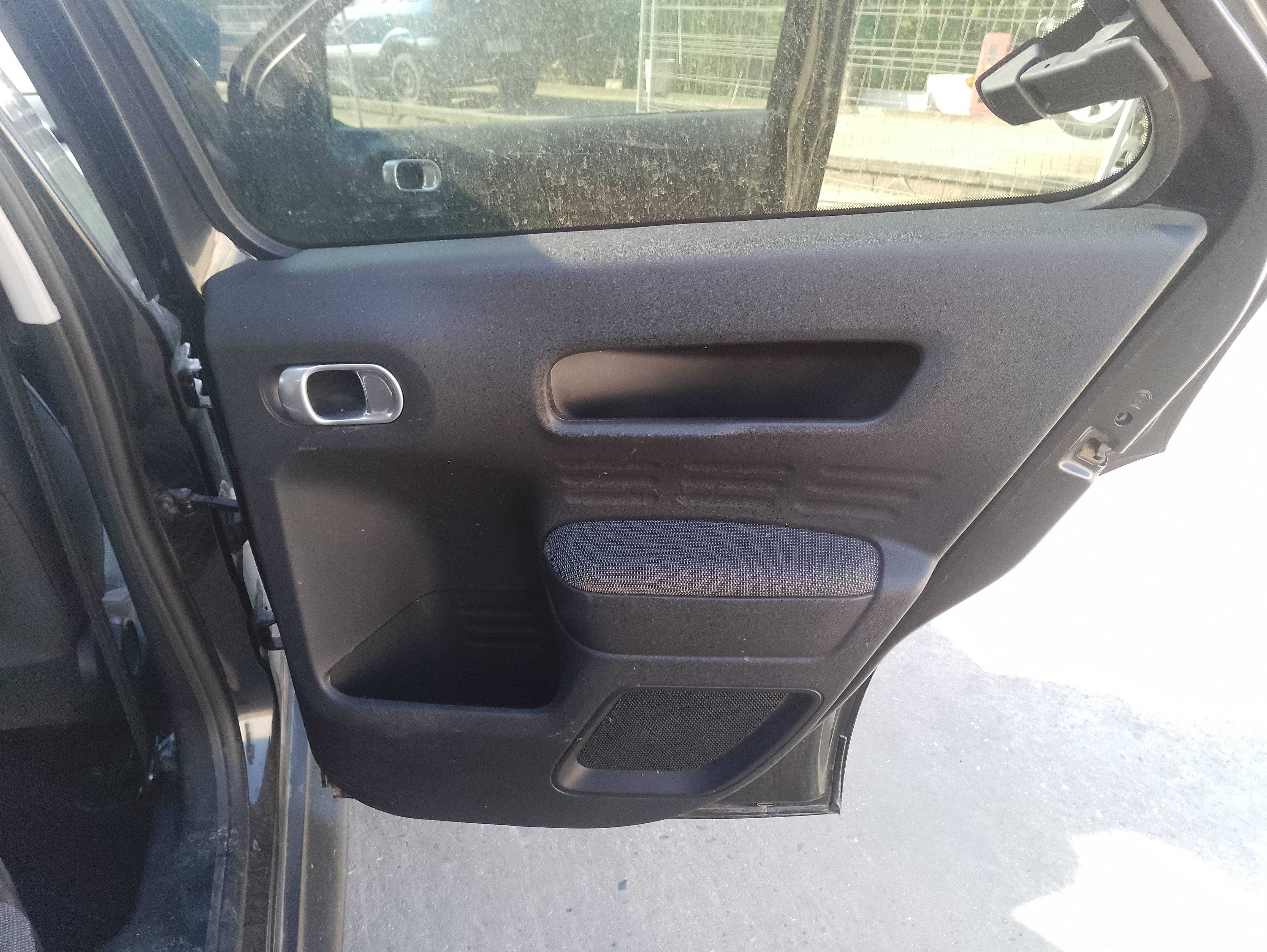 Recambio de guarnecido puerta trasera derecha para citroën c4 cactus feel referencia OEM IAM   