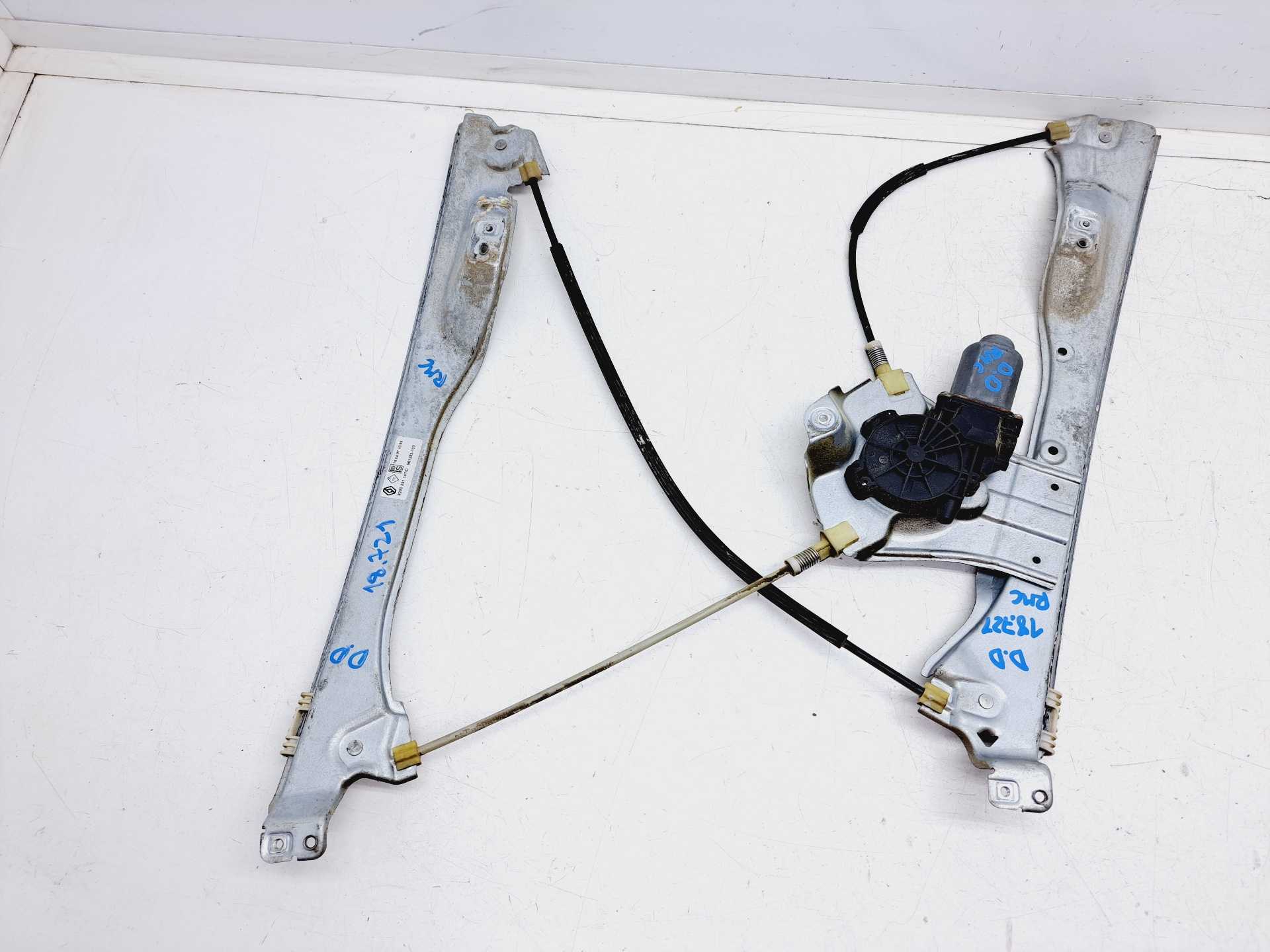 Recambio de elevalunas delantero derecho para renault clio iii 20 aniversario referencia OEM IAM 8200291147  