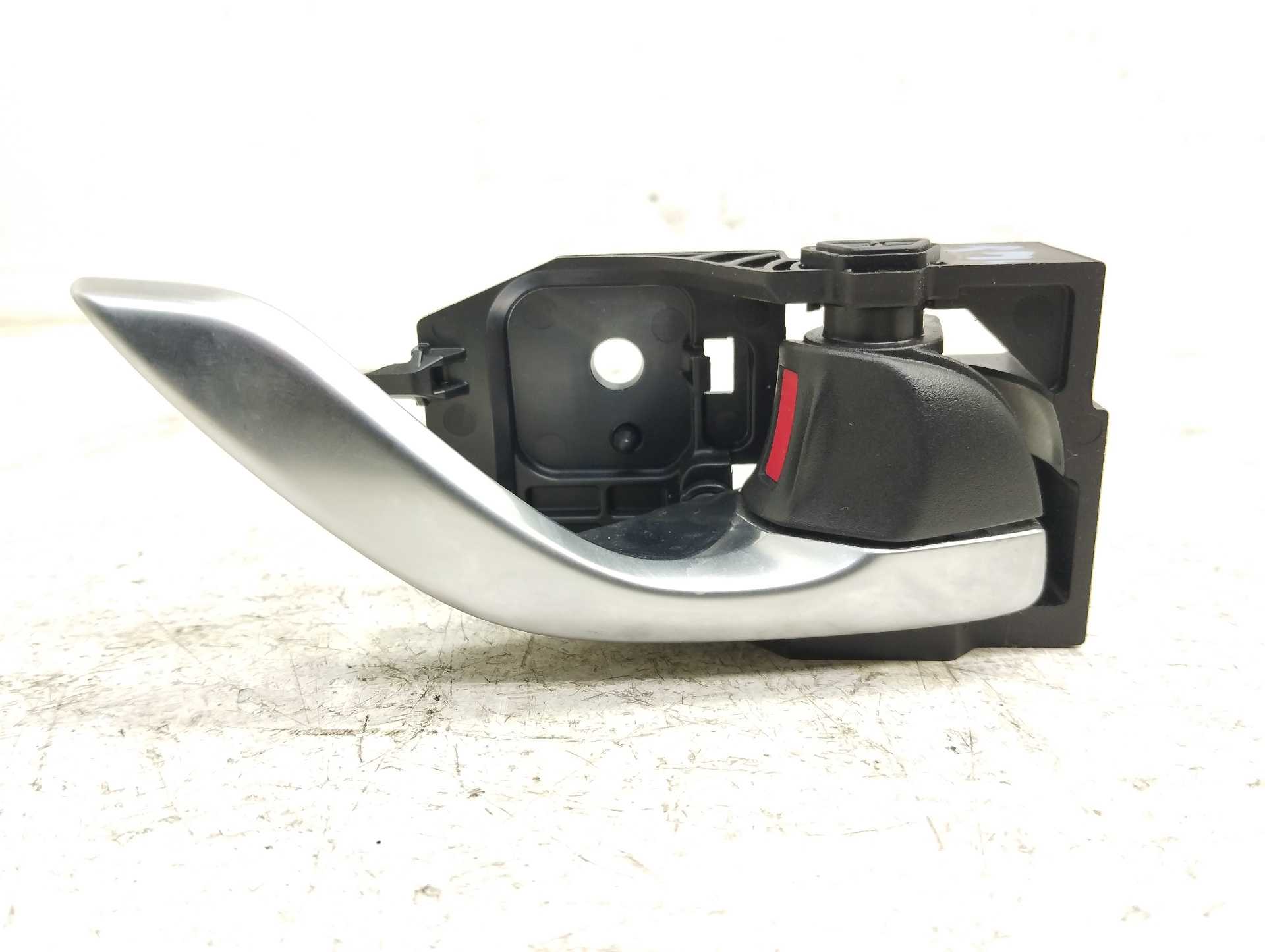 Recambio de maneta interior delantera derecha para mazda cx-3 center-line referencia OEM IAM KD53T8314  
