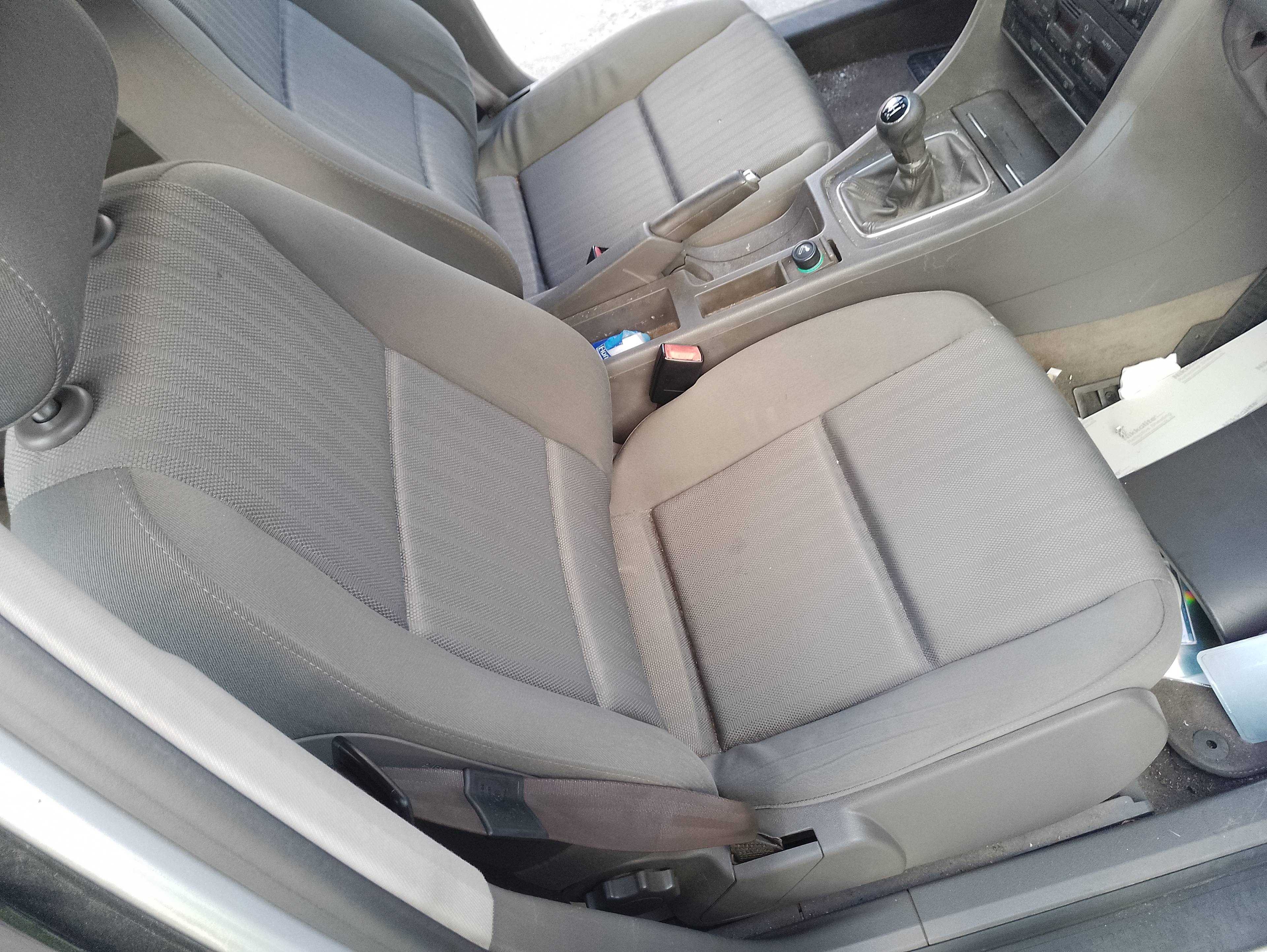 Recambio de asiento delantero derecho para audi a4 berlina (8e) 1.8 t referencia OEM IAM   