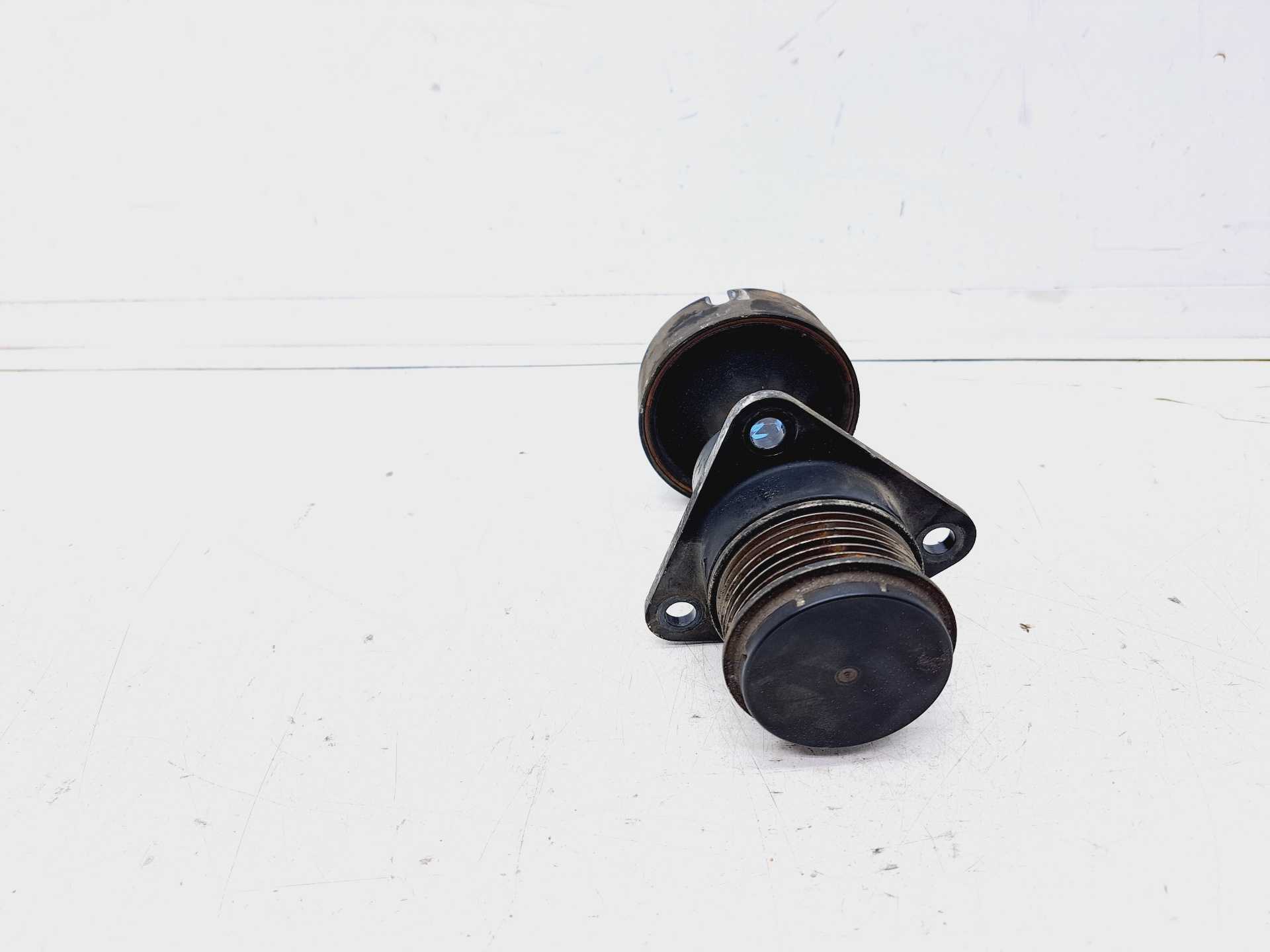 Recambio de polea alternador para ford focus c-max (cap) ambiente (d) referencia OEM IAM  3 TORNILLOS 