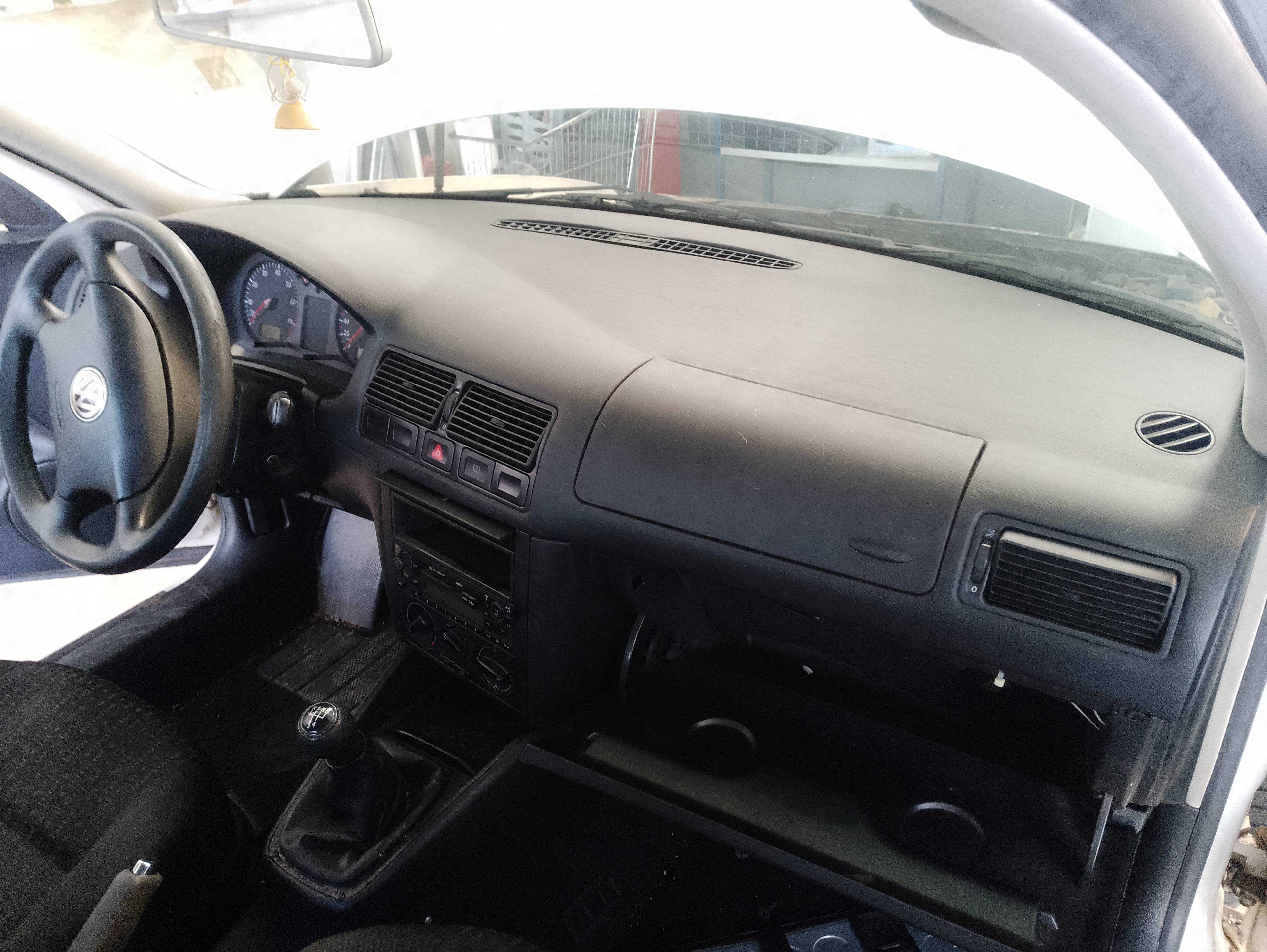 Recambio de salpicadero para volkswagen golf iv berlina (1j1) conceptline referencia OEM IAM   