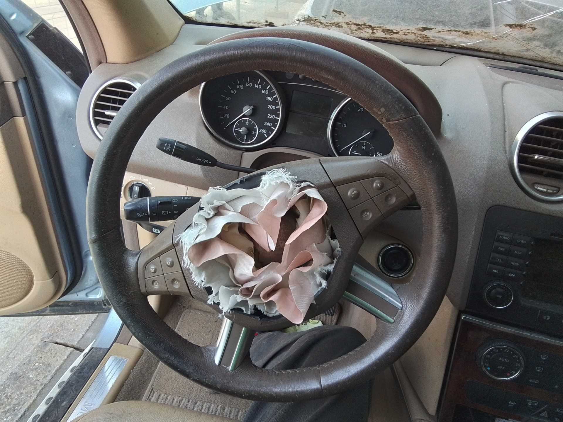 Recambio de volante para mercedes-benz clase m (w164) 3.0 cdi cat referencia OEM IAM   