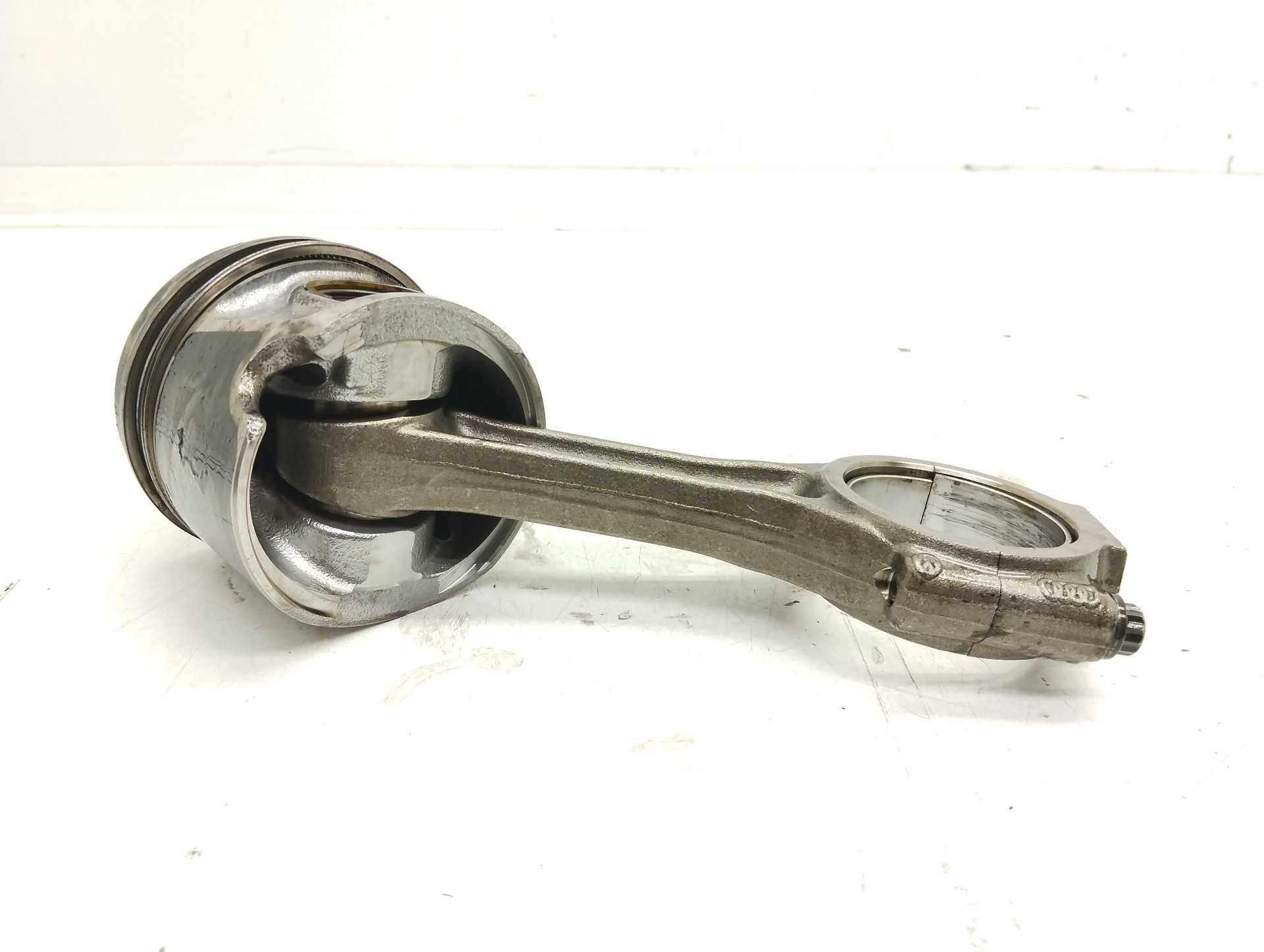 Recambio de piston para audi a4 berlina (8e) 2.0 tdi 16v (103kw) referencia OEM IAM   