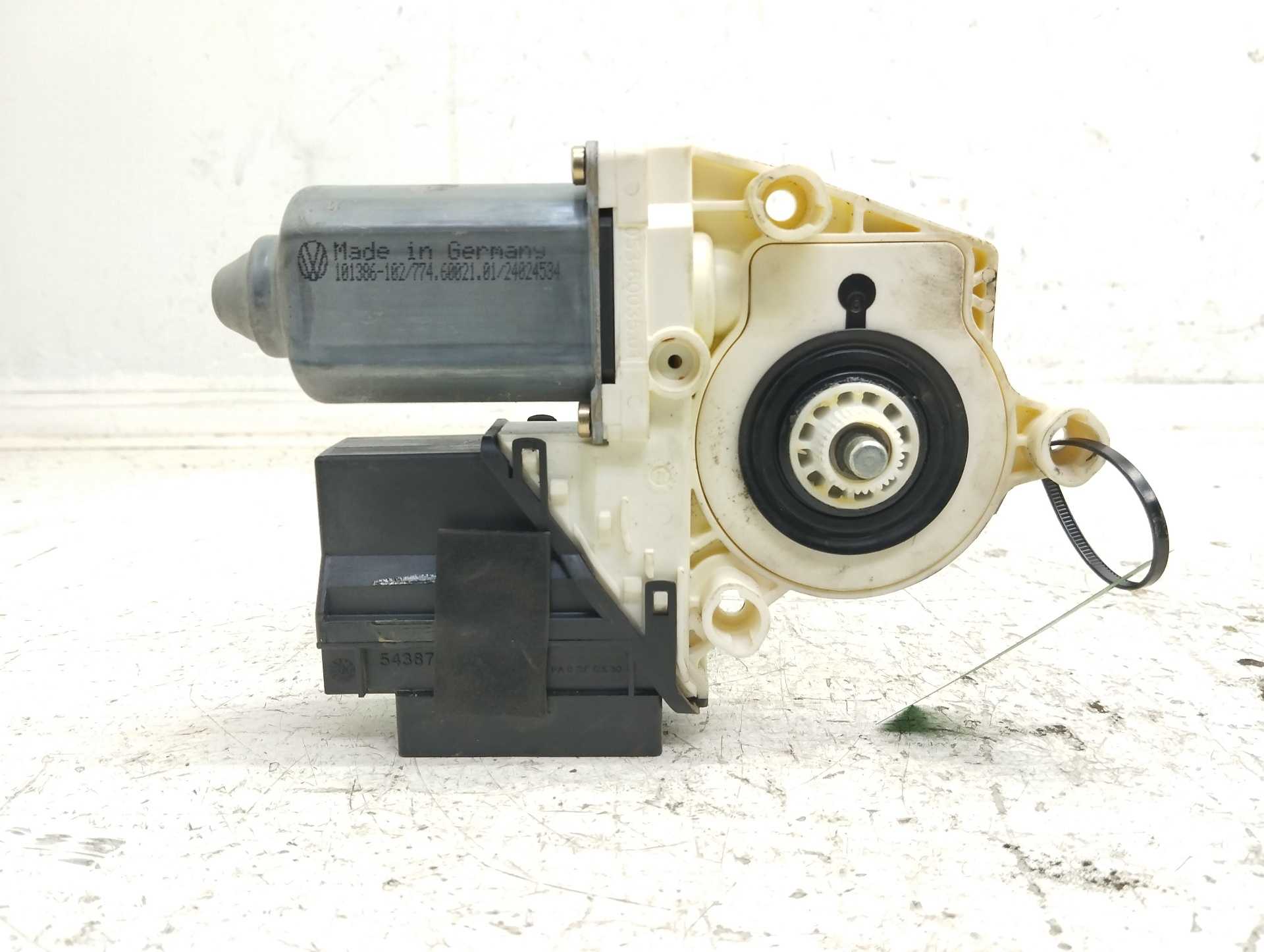 Recambio de motor elevalunas delantero derecho para seat ibiza (6l1) cool referencia OEM IAM   