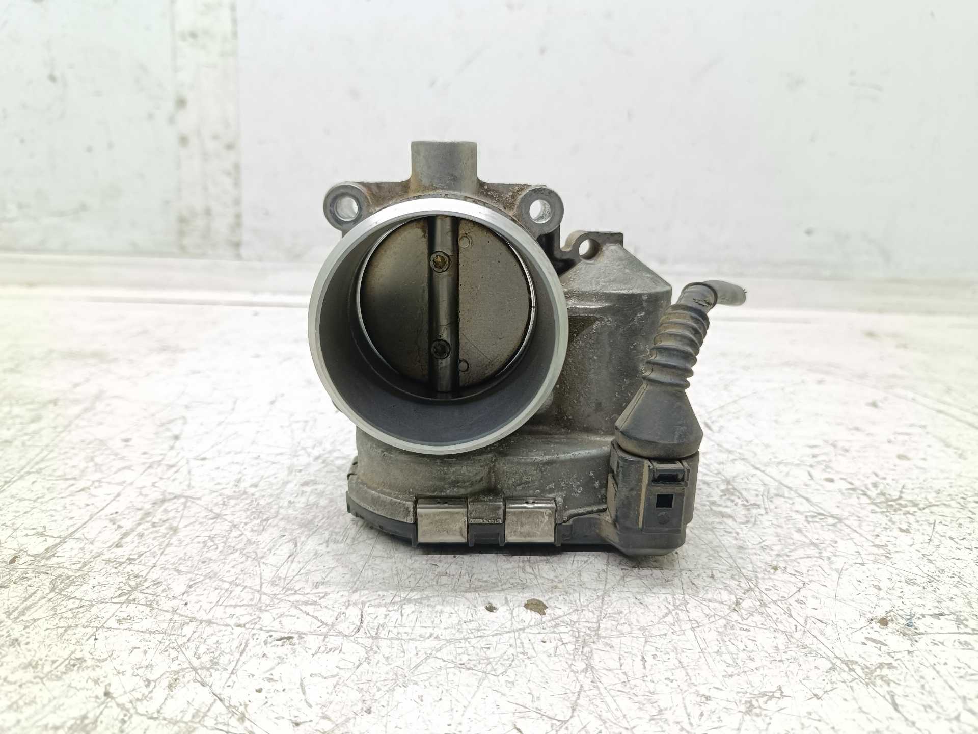 Recambio de caja mariposa para audi a4 berlina (8e) 1.8 t referencia OEM IAM 06B133062M 0280750609 