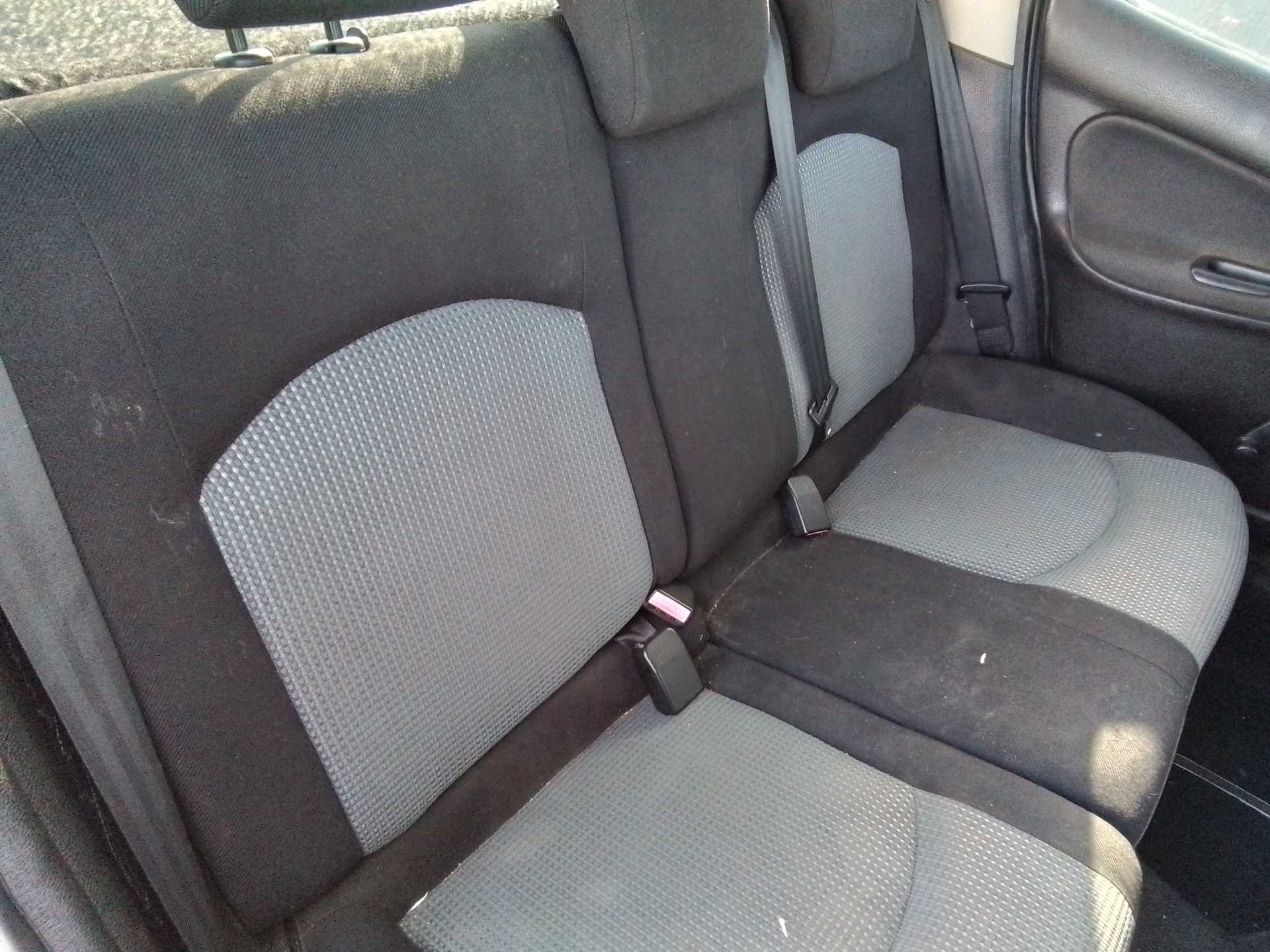 Recambio de asientos traseros para peugeot 206 berlina x-line referencia OEM IAM   