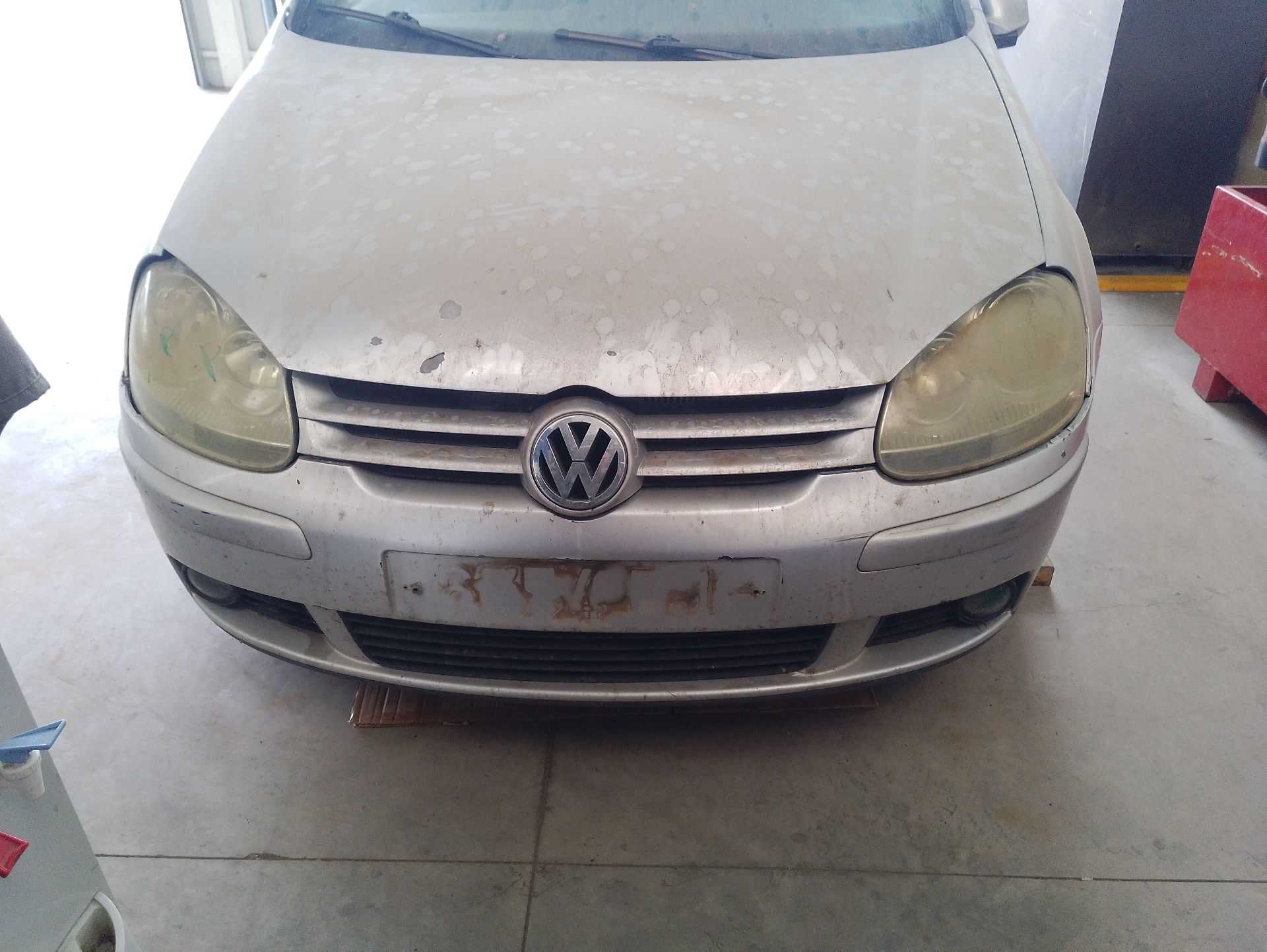 Recambio de paragolpes delantero para volkswagen golf v (1k1) 1.9 tdi referencia OEM IAM 1K0807217FGRU / 1K0805083  