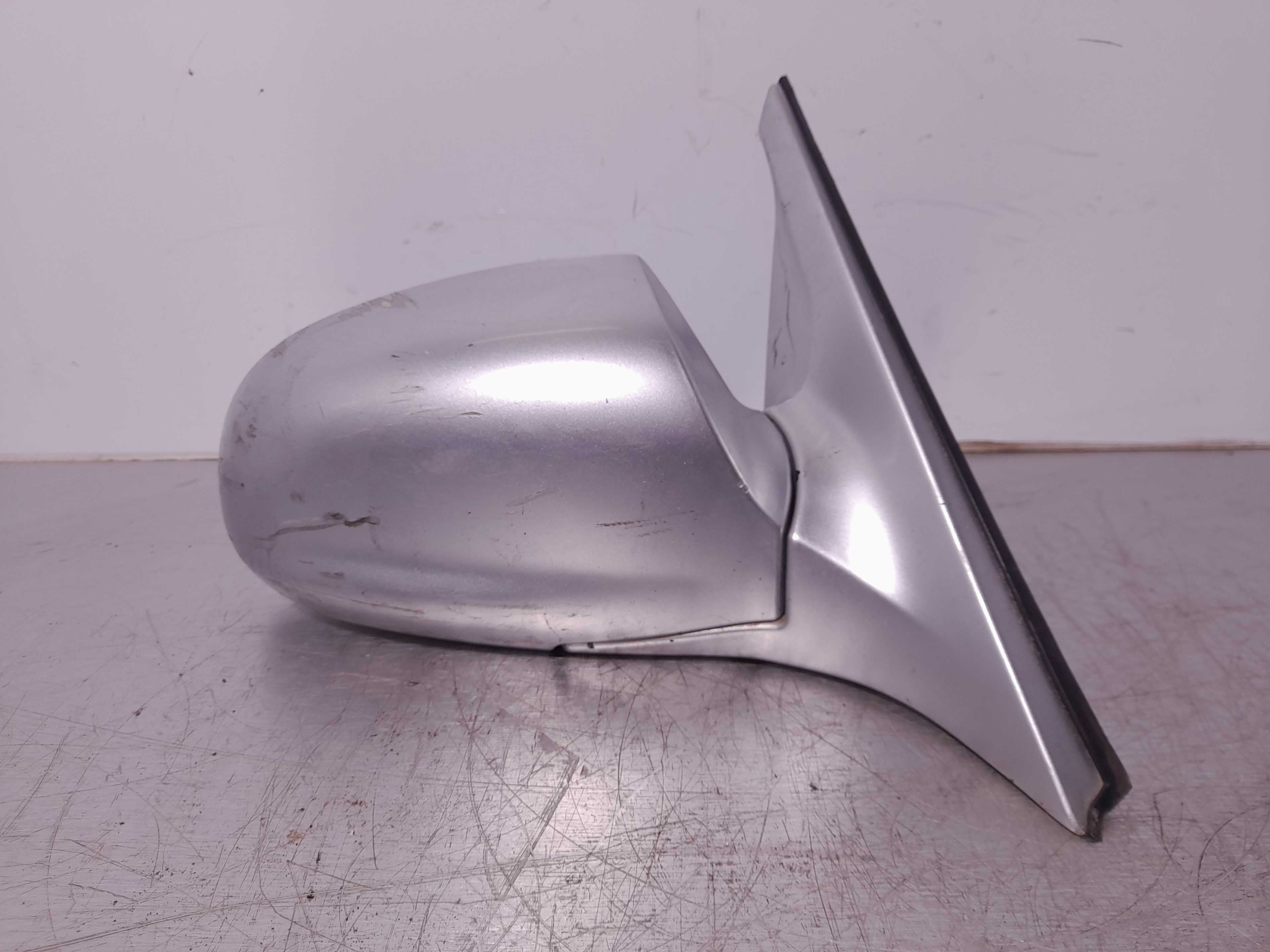 Recambio de retrovisor derecho para hyundai accent (lc) gl 4p referencia OEM IAM   