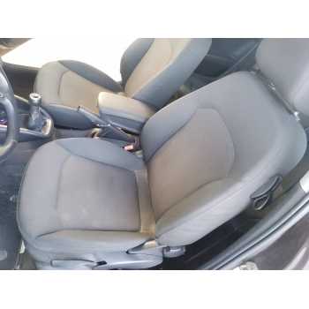 ASIENTO DELANTERO IZQUIERDO 