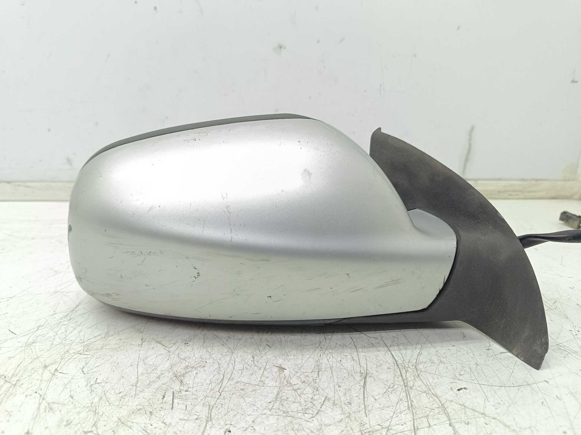 Recambio de retrovisor derecho para peugeot 307 (s1) xs referencia OEM IAM E11026034  