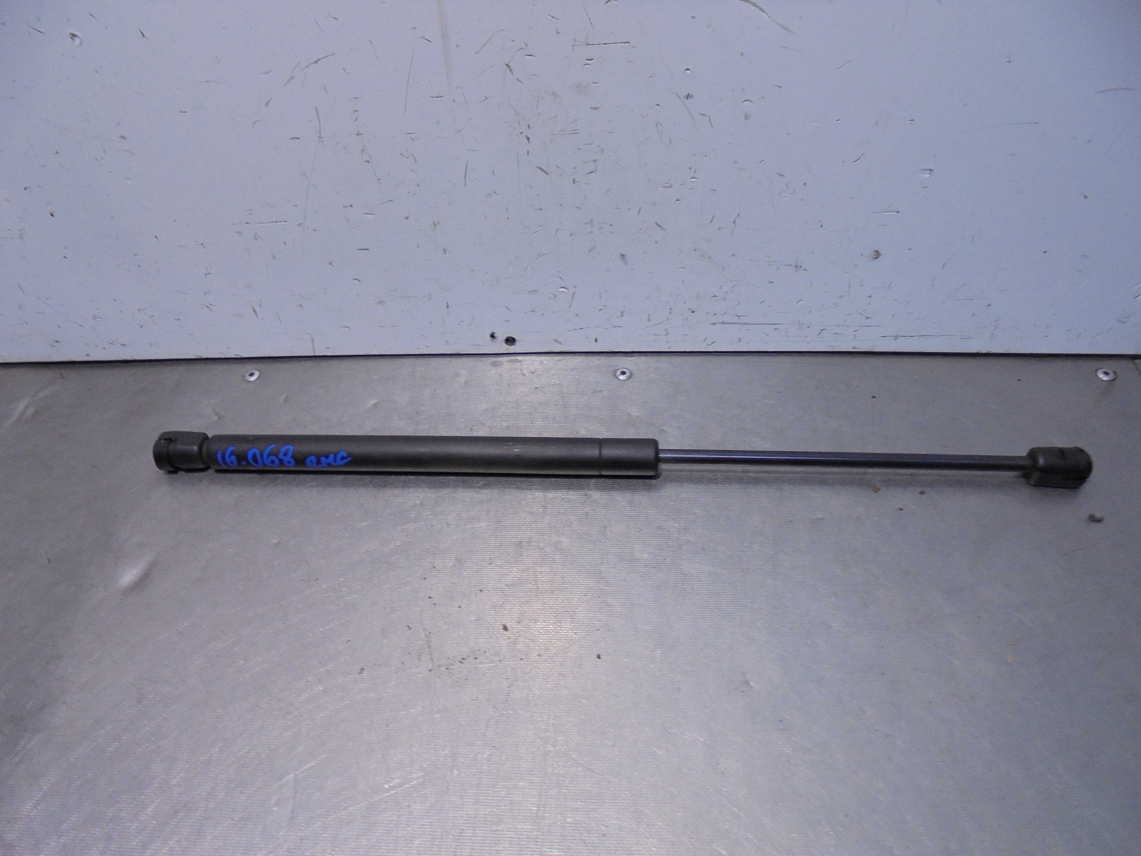 Recambio de amortiguadores maletero / porton para renault twingo (co6) 1.2 referencia OEM IAM   