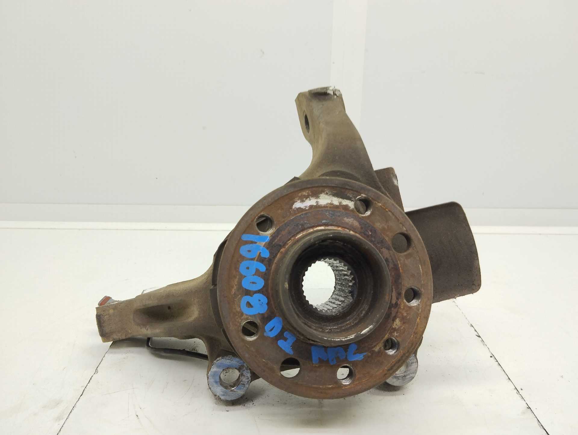 Recambio de mangueta delantera izquierda para opel vectra c berlina 1.9 cdti referencia OEM IAM  13136696 