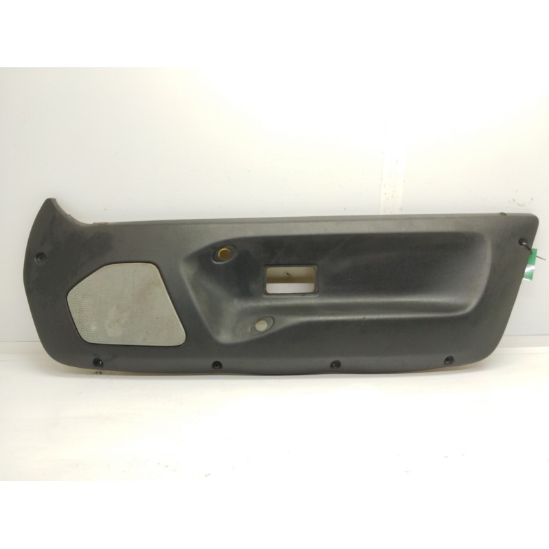 Recambio de guarnecido puerta delantera derecha para land rover freelander baikal referencia OEM IAM AWR5102  