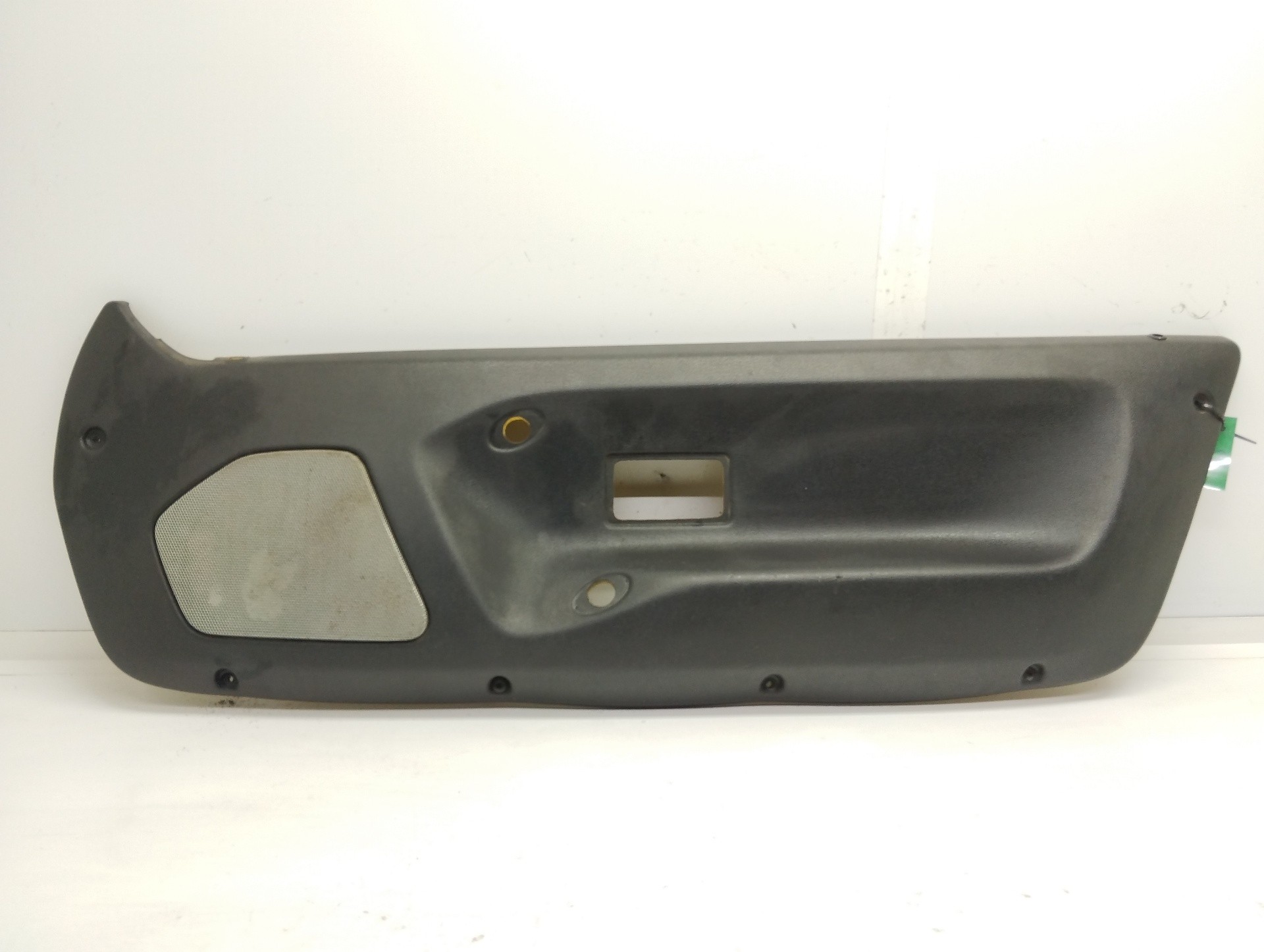 Recambio de guarnecido puerta delantera derecha para land rover freelander baikal referencia OEM IAM AWR5102  