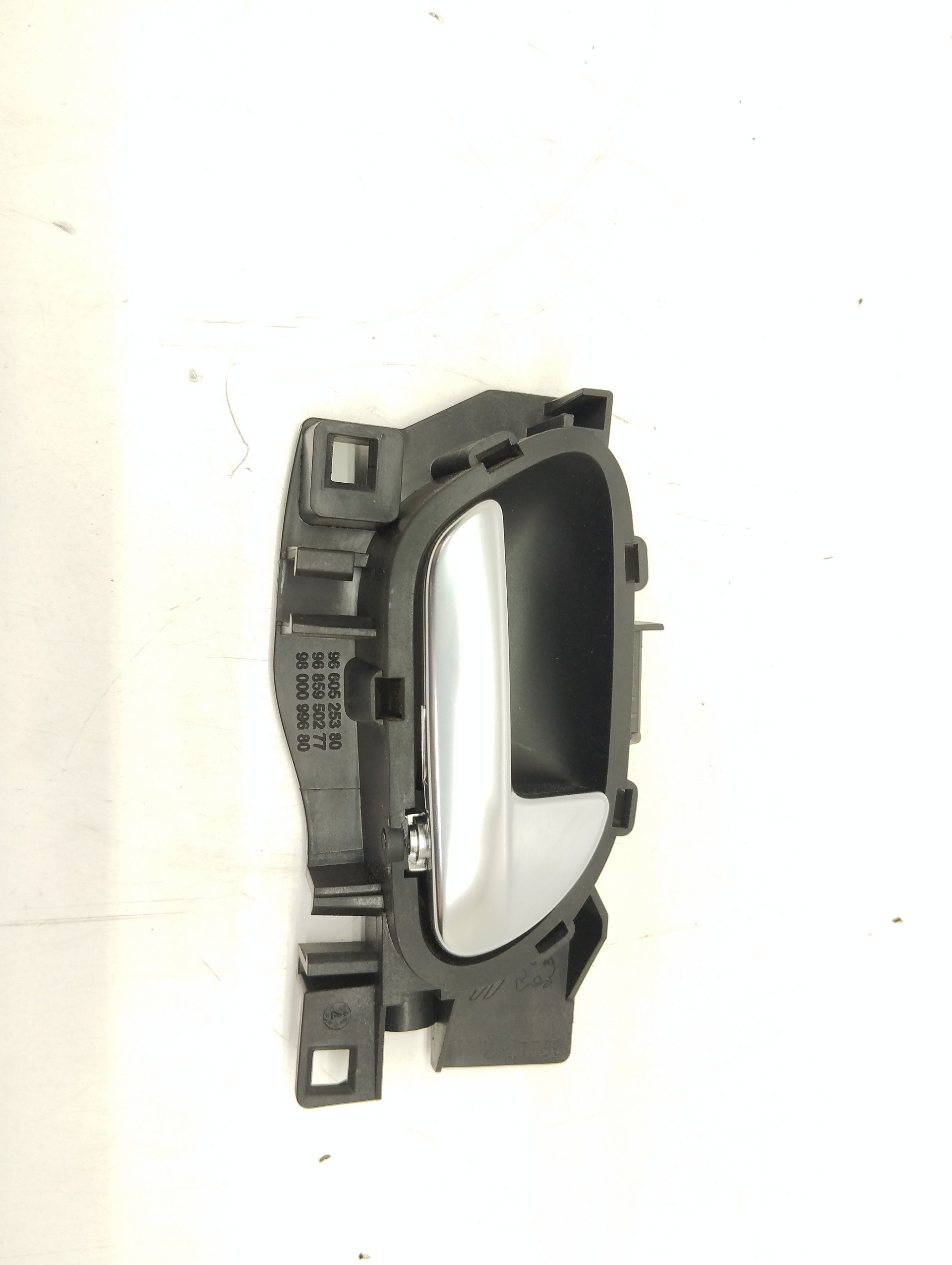 Recambio de maneta interior trasera derecha para peugeot 508 1.6 blue-hdi fap referencia OEM IAM 9660525380  