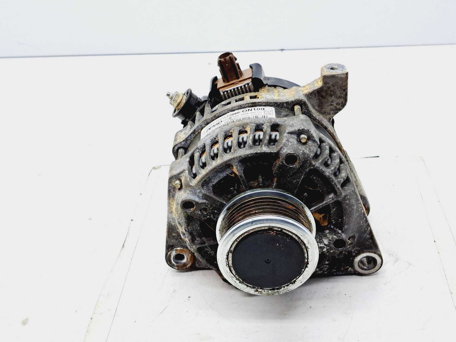 Recambio de alternador para toyota auris active referencia OEM IAM 27060ON100 MS1042113130 DENSO