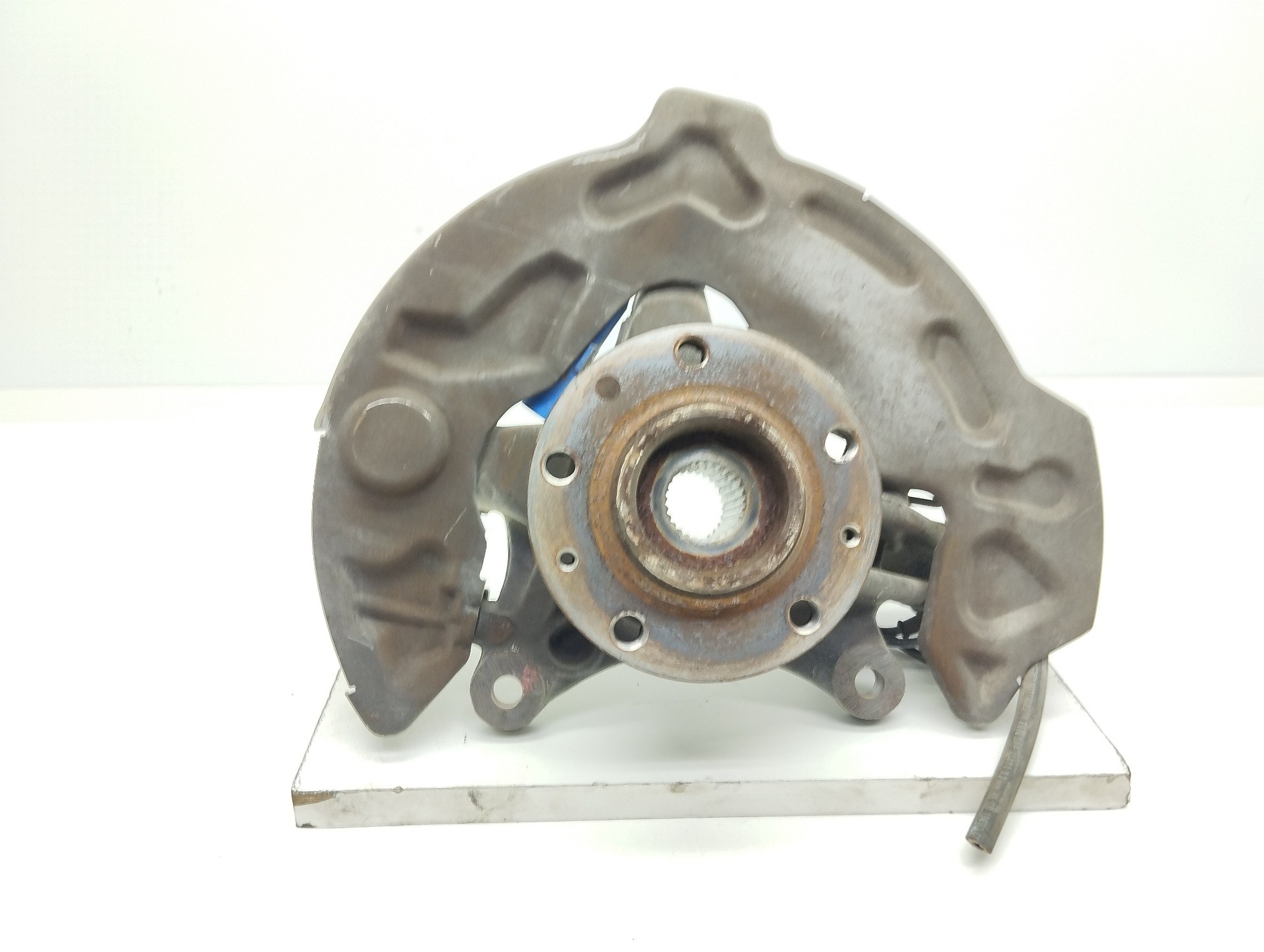 Recambio de mangueta delantera derecha para peugeot 508 1.6 blue-hdi fap referencia OEM IAM   