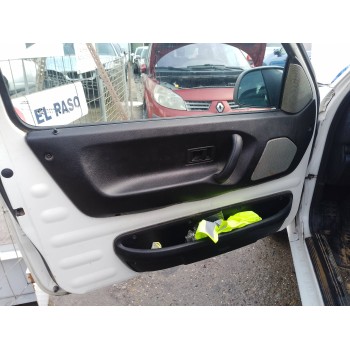 Recambio de guarnecido puerta delantera izquierda para land rover freelander baikal referencia OEM IAM   
