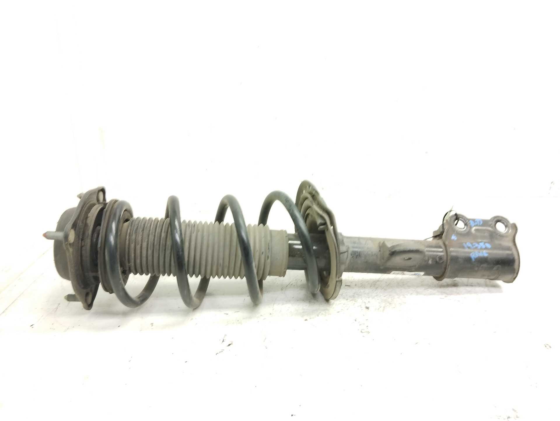 Recambio de amortiguador delantero derecho para ssangyong tivoli crystal 4x2 referencia OEM IAM 4432035500  