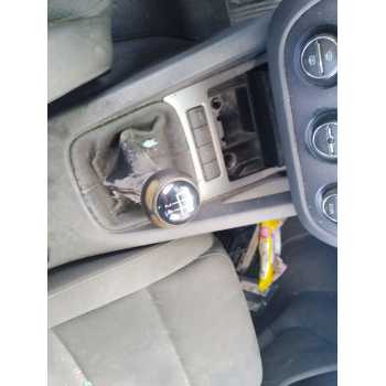 Recambio de palanca cambio para volkswagen golf v (1k1) 1.9 tdi referencia OEM IAM 1K0711061A / 5Q0711046T / 1K0711112  