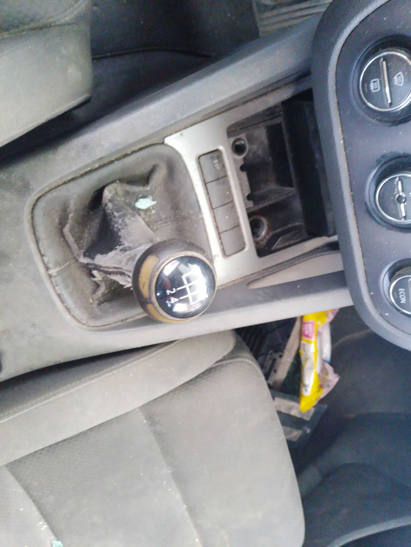 Recambio de palanca cambio para volkswagen golf v (1k1) 1.9 tdi referencia OEM IAM 1K0711061A / 5Q0711046T / 1K0711112  