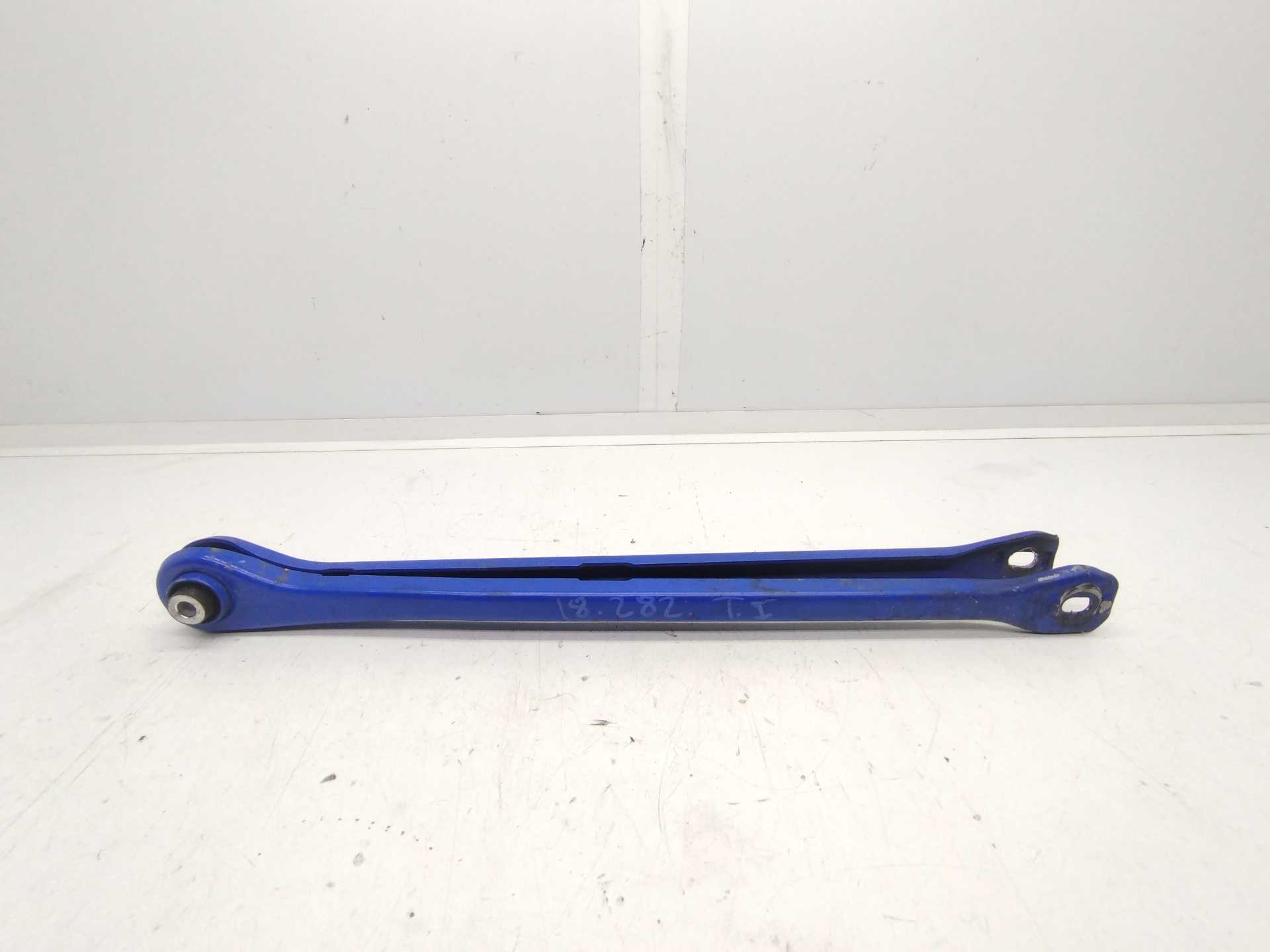 Recambio de tirante trasero izquierdo para bmw serie 3 berlina (e46) 320d referencia OEM IAM   