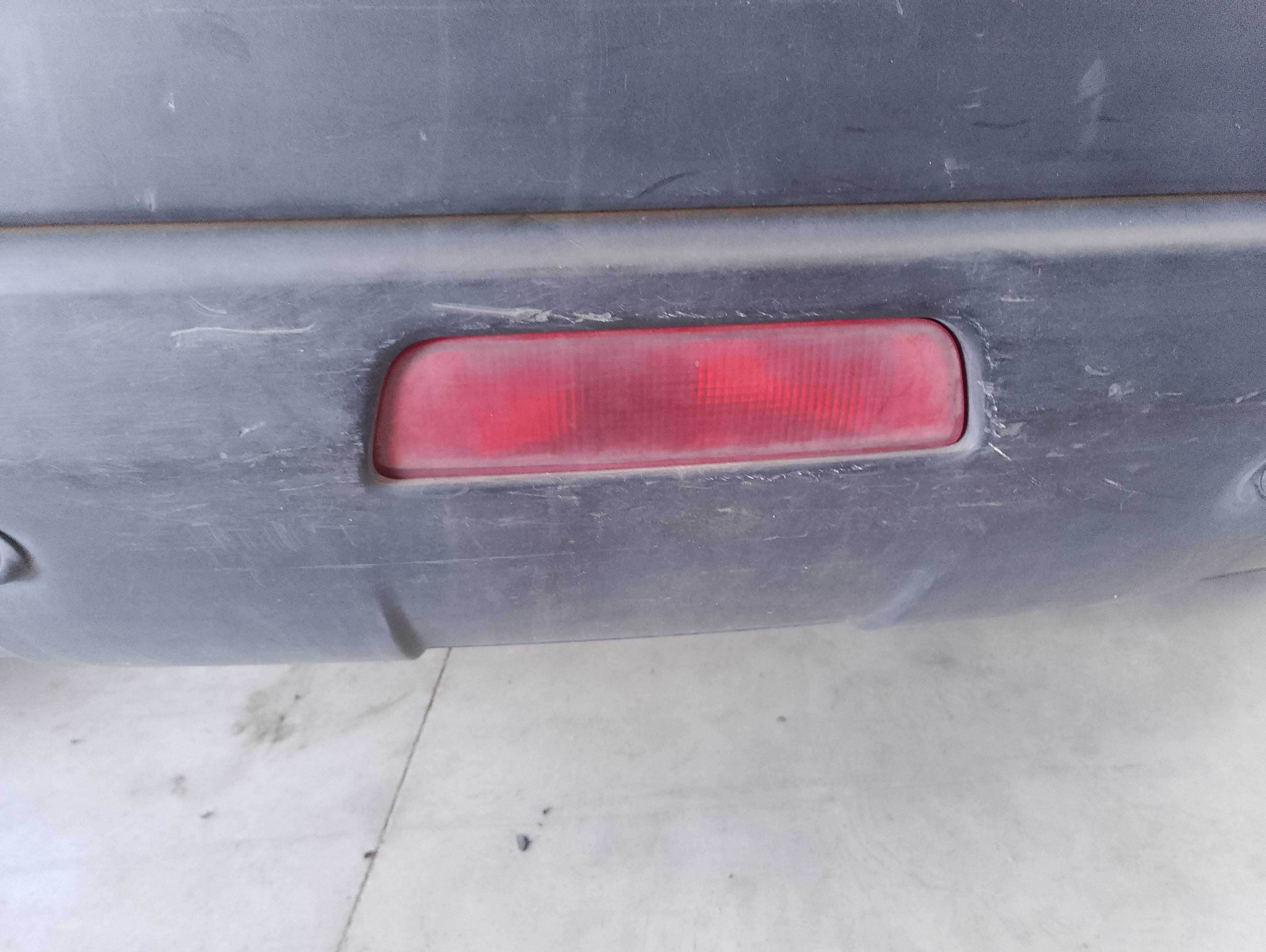 Recambio de faro antiniebla trasero central para nissan qashqai (j10) acenta referencia OEM IAM   