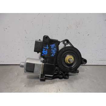 MOTOR ELEVALUNAS TRASERO DERECHO 