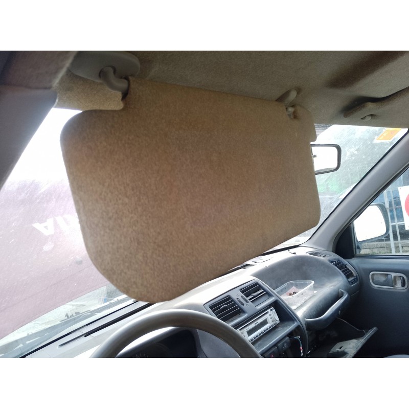Recambio de parasol izquierdo para nissan terrano (wd21) 2.7 td referencia OEM IAM   